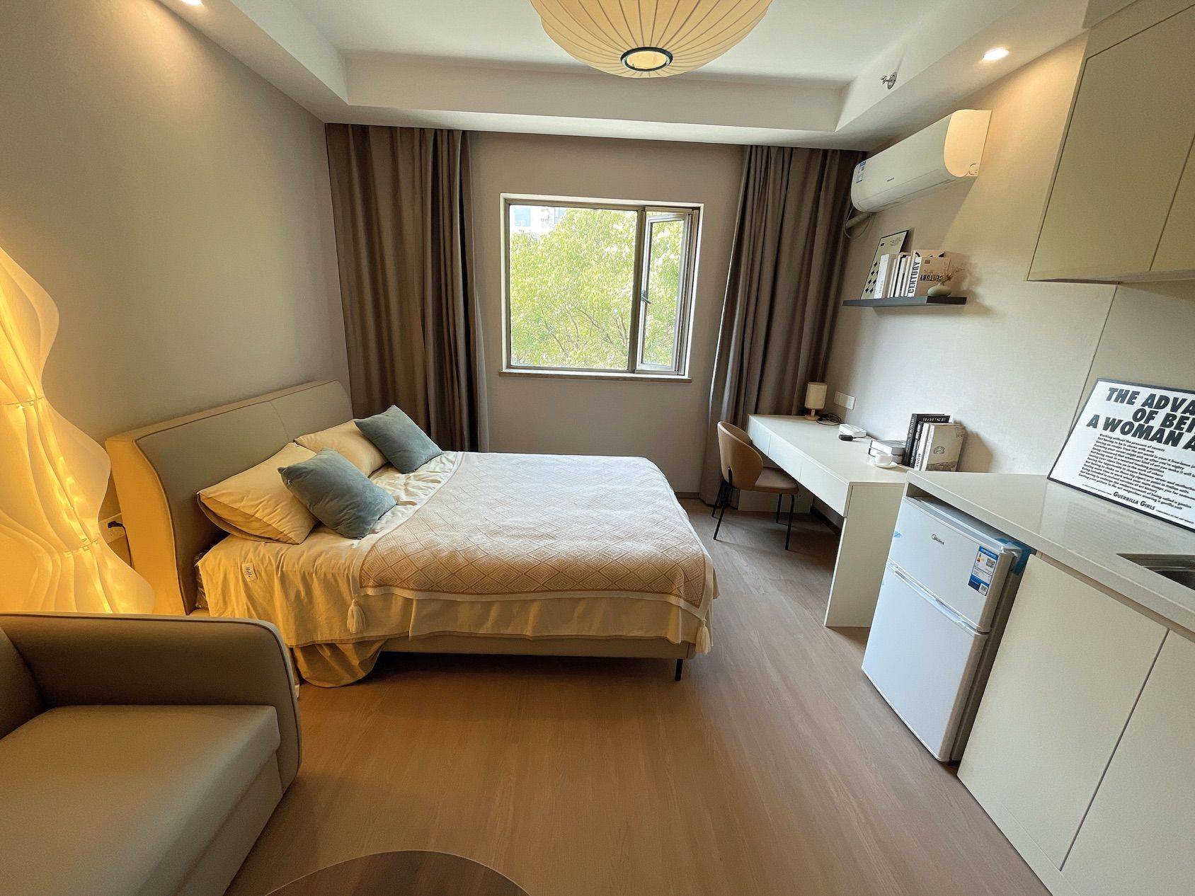 Shanghai-Pudong-Cozy Home,Clean&Comfy,No Gender Limit,Hustle & Bustle,“Friends”,Chilled