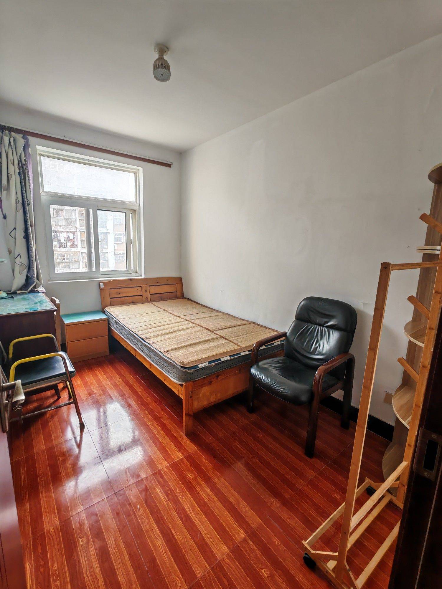 Nanjing-Pukou-Cozy Home,Clean&Comfy,No Gender Limit,Hustle & Bustle,“Friends”,Chilled