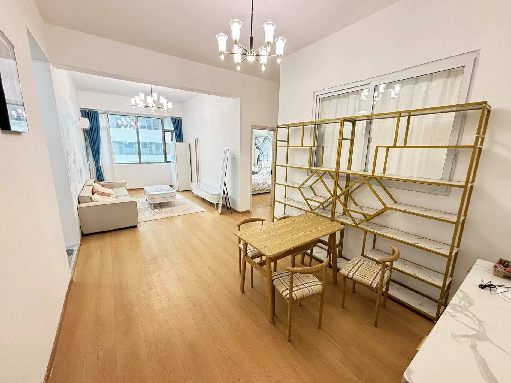 Jinan-Tianqiao-Cozy Home,Clean&Comfy,No Gender Limit,Hustle & Bustle,“Friends”,Chilled,Pet Friendly