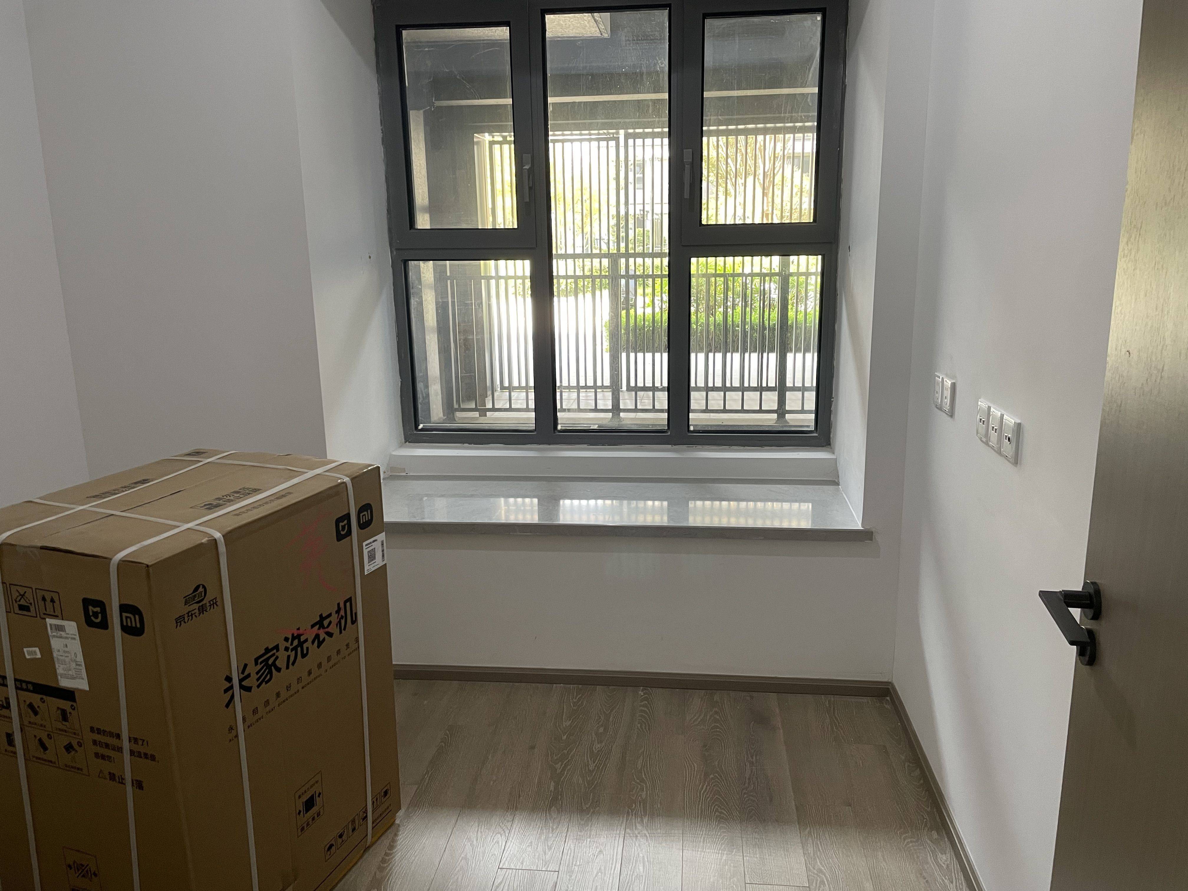 Shanghai-Pudong-Cozy Home,Clean&Comfy,No Gender Limit,Hustle & Bustle,“Friends”,Chilled,LGBTQ Friendly,Pet Friendly