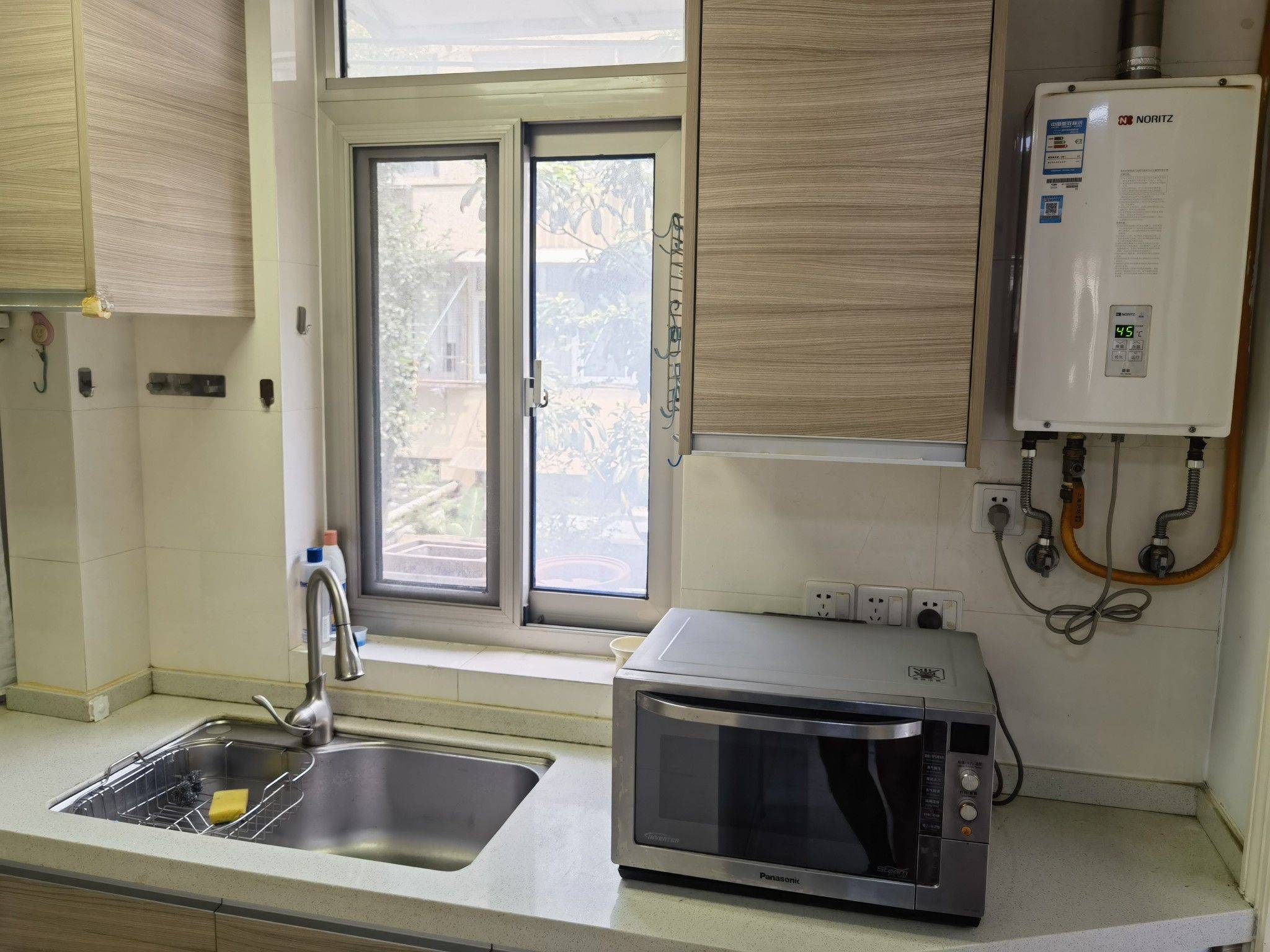 Shanghai-Xuhui-Cozy Home,Clean&Comfy,No Gender Limit,Hustle & Bustle,“Friends”,Chilled,Pet Friendly