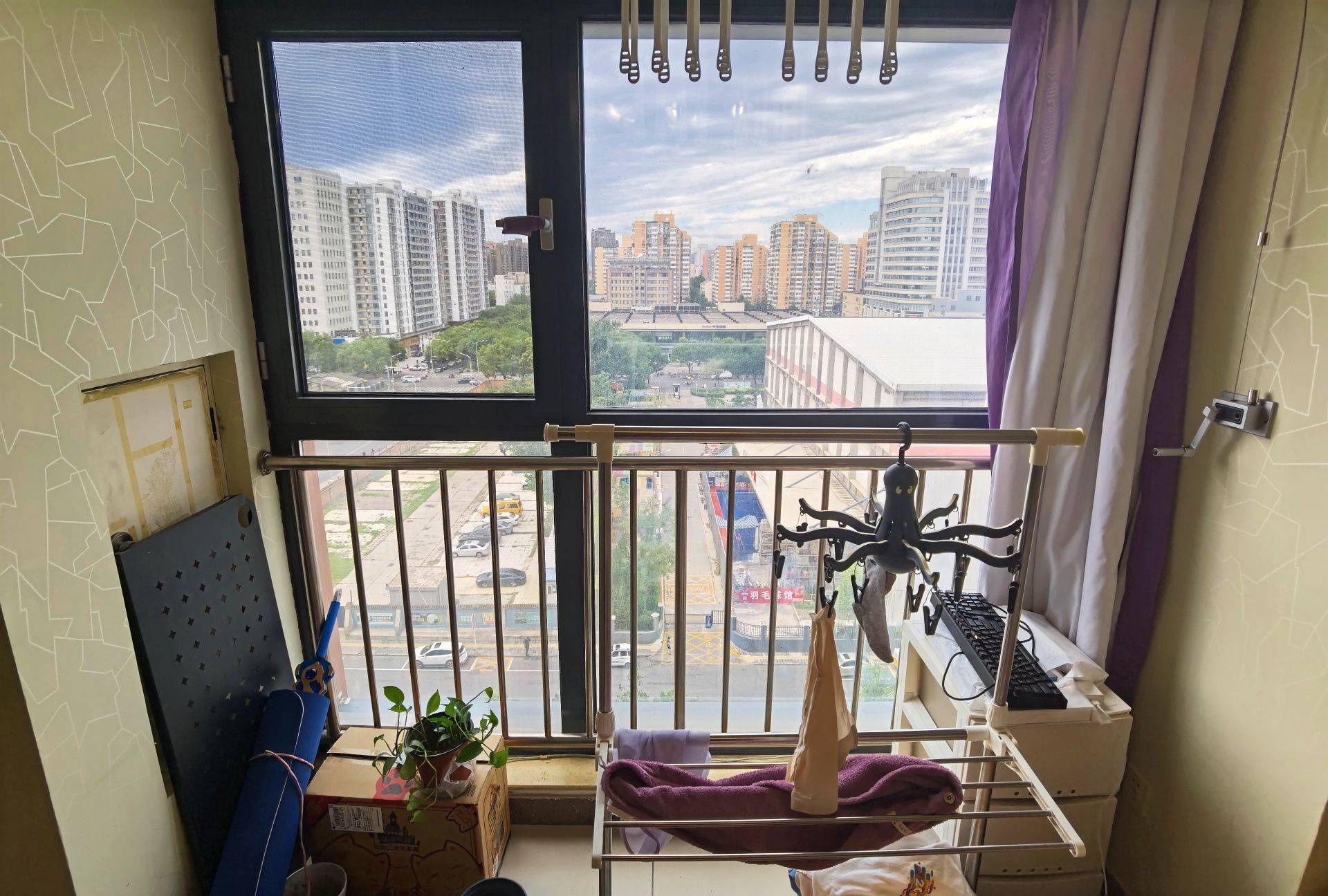 Beijing-Xicheng-Hutong,🏠,Long & Short Term,Short Term,Single Apartment,LGBTQ Friendly