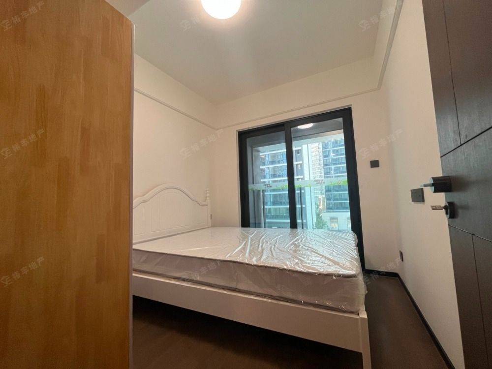 Guangzhou-Huangpu-Cozy Home,Clean&Comfy,No Gender Limit,Hustle & Bustle,Pet Friendly