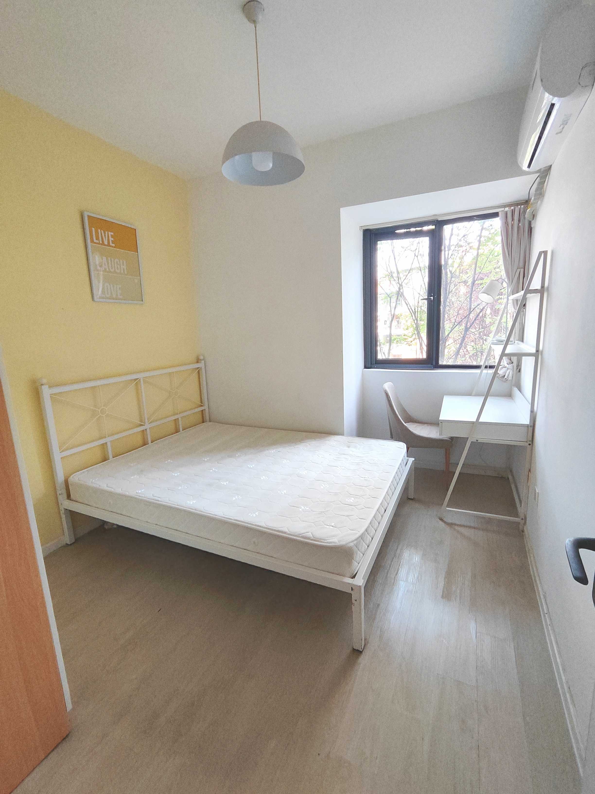 Chengdu-Shuangliu-Cozy Home,Clean&Comfy,No Gender Limit,Hustle & Bustle