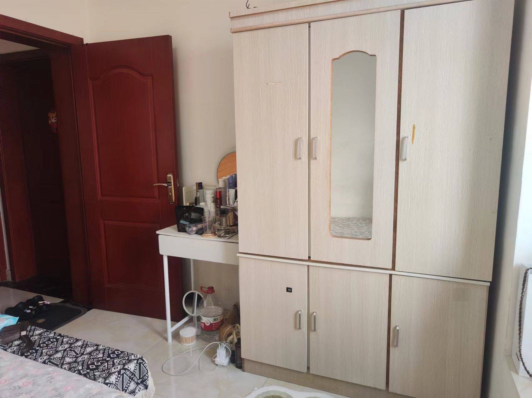 Chengdu-Jinniu-超大单间,Shared Apartment,Seeking Flatmate,Long Term