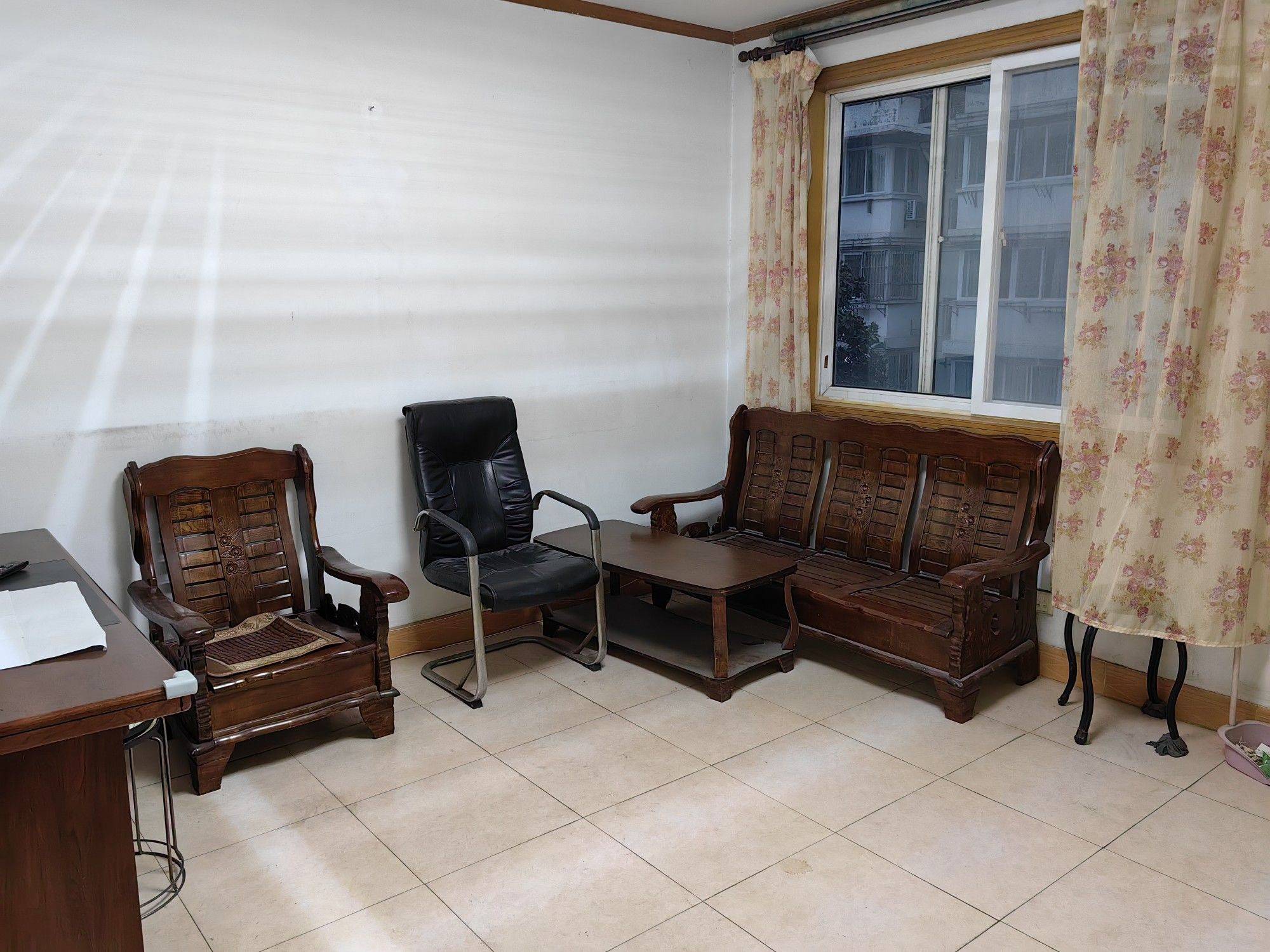 Nanjing-Pukou-Pet Friendly