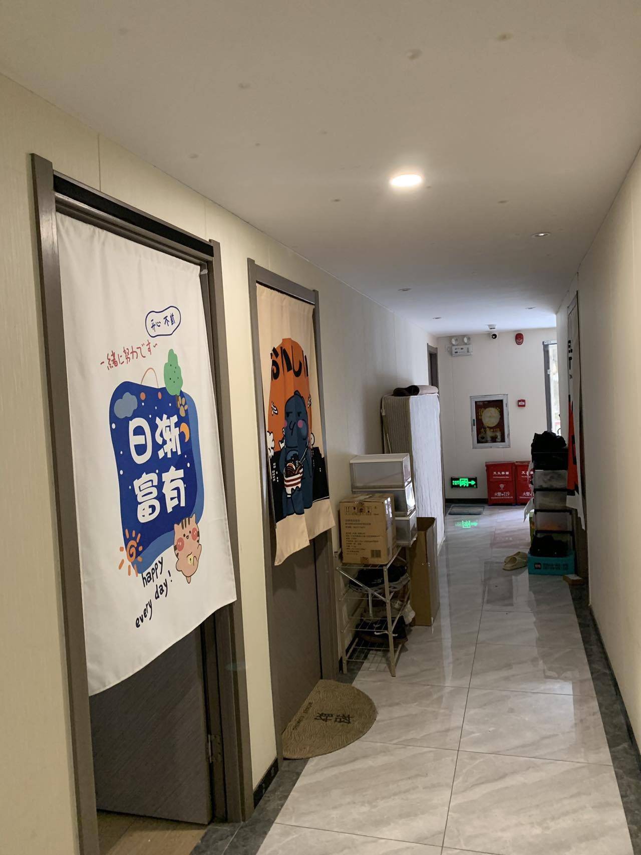 Shenzhen-Nanshan-西丽地铁站,南山区转租,深圳宝安区租房,深圳5号线租房,深圳租房,深圳南山区租房,深圳7号线租房,Pet Friendly,LGBTQ Friendly,Cozy Home,Clean&Comfy,No Gender Limit,Hustle & Bustle,“Friends”,Chilled