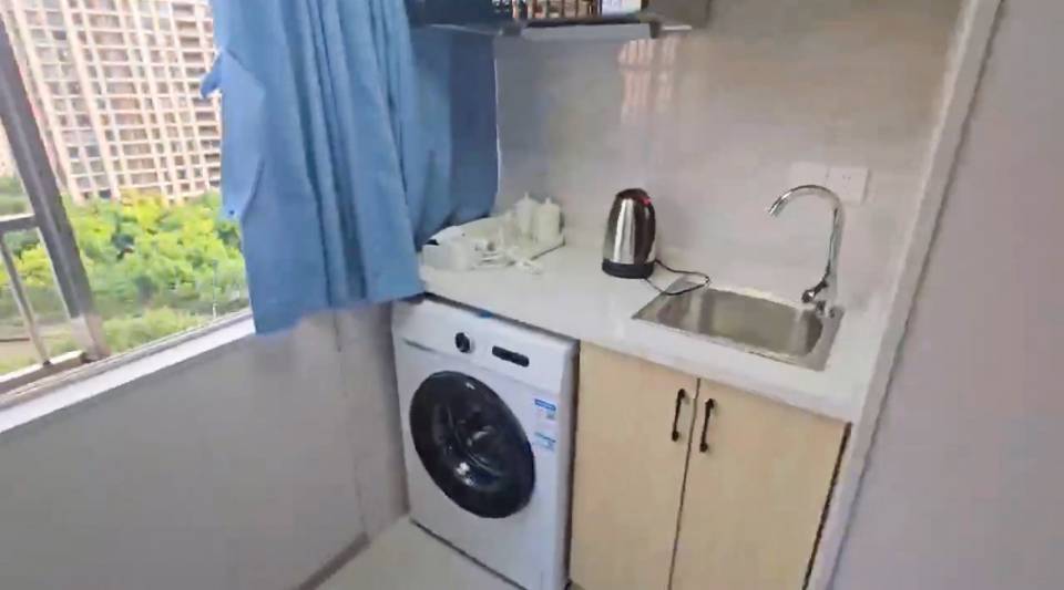 Shanghai-Pudong-Cozy Home,Clean&Comfy,No Gender Limit,Hustle & Bustle,“Friends”