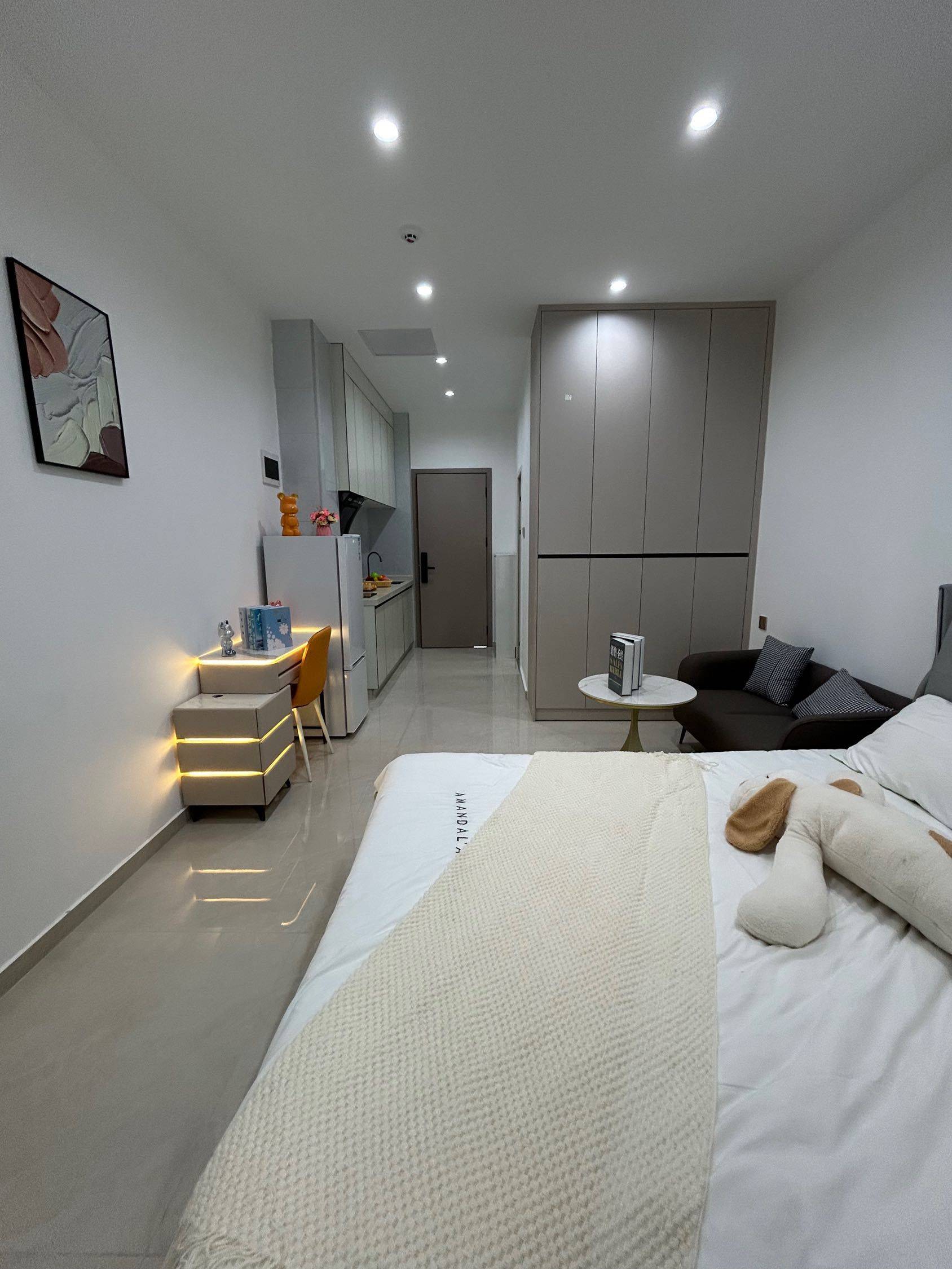 Shenzhen-BaoAn-Cozy Home,Clean&Comfy,No Gender Limit,Hustle & Bustle,“Friends”,Chilled,LGBTQ Friendly,Pet Friendly