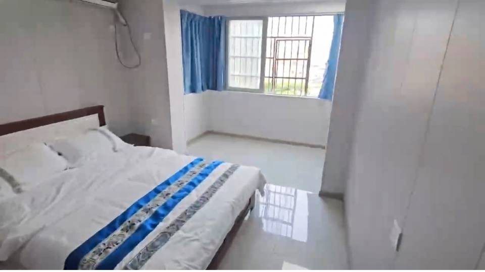 Shanghai-Pudong-Cozy Home,Clean&Comfy,No Gender Limit,Hustle & Bustle,“Friends”