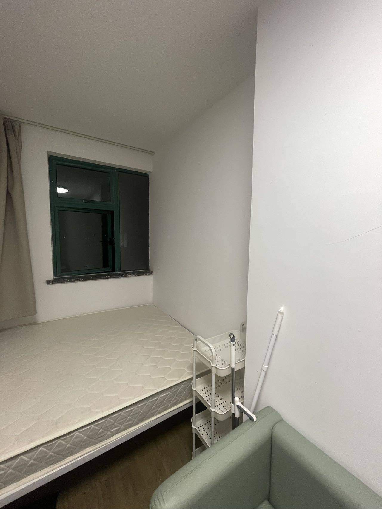 ShanghaiMinhangCozy HomeNo Gender LimitPet Friendly