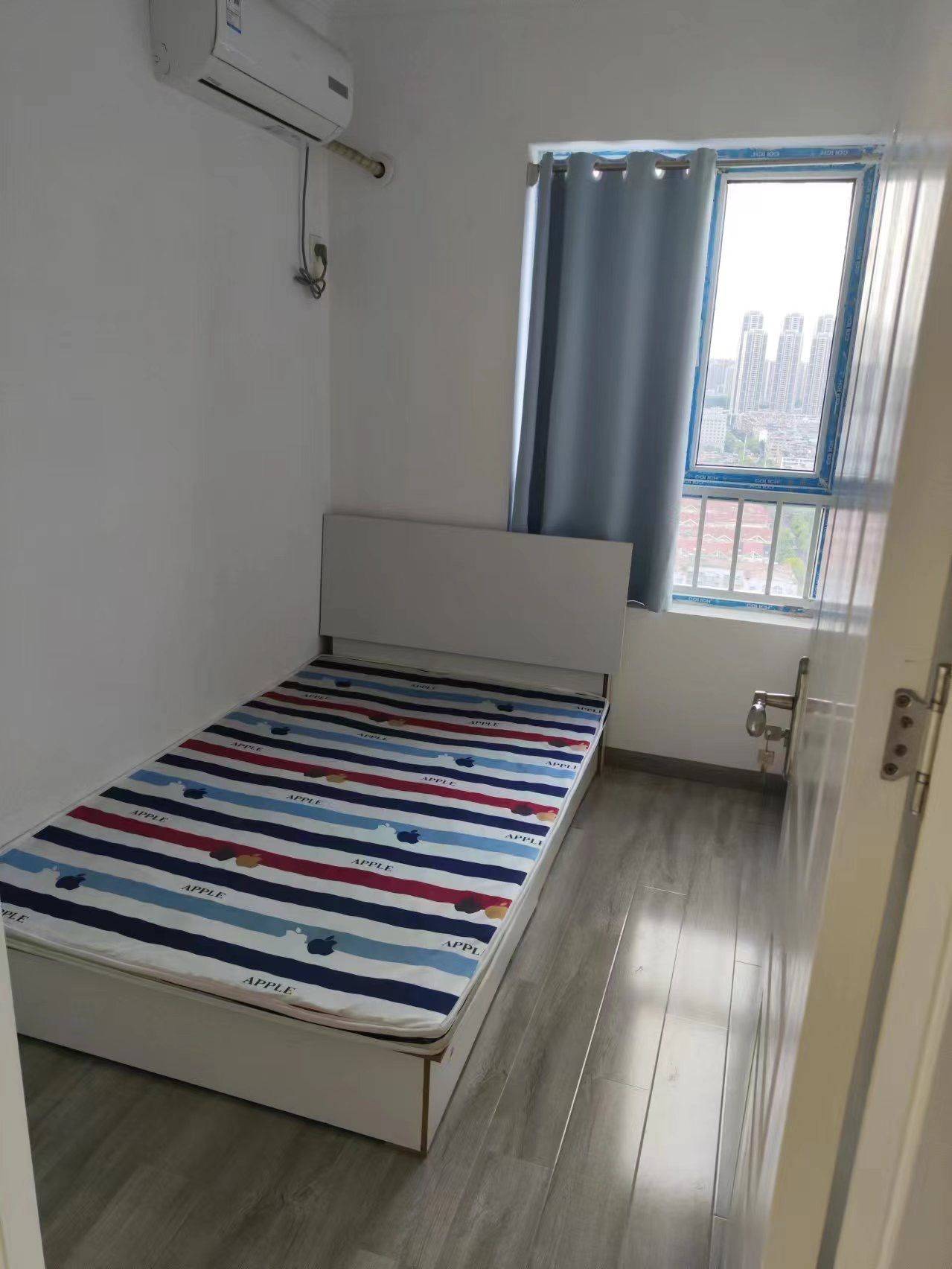 Wuhan-Jianghan-Cozy Home,Clean&Comfy,No Gender Limit,Hustle & Bustle,Chilled,LGBTQ Friendly