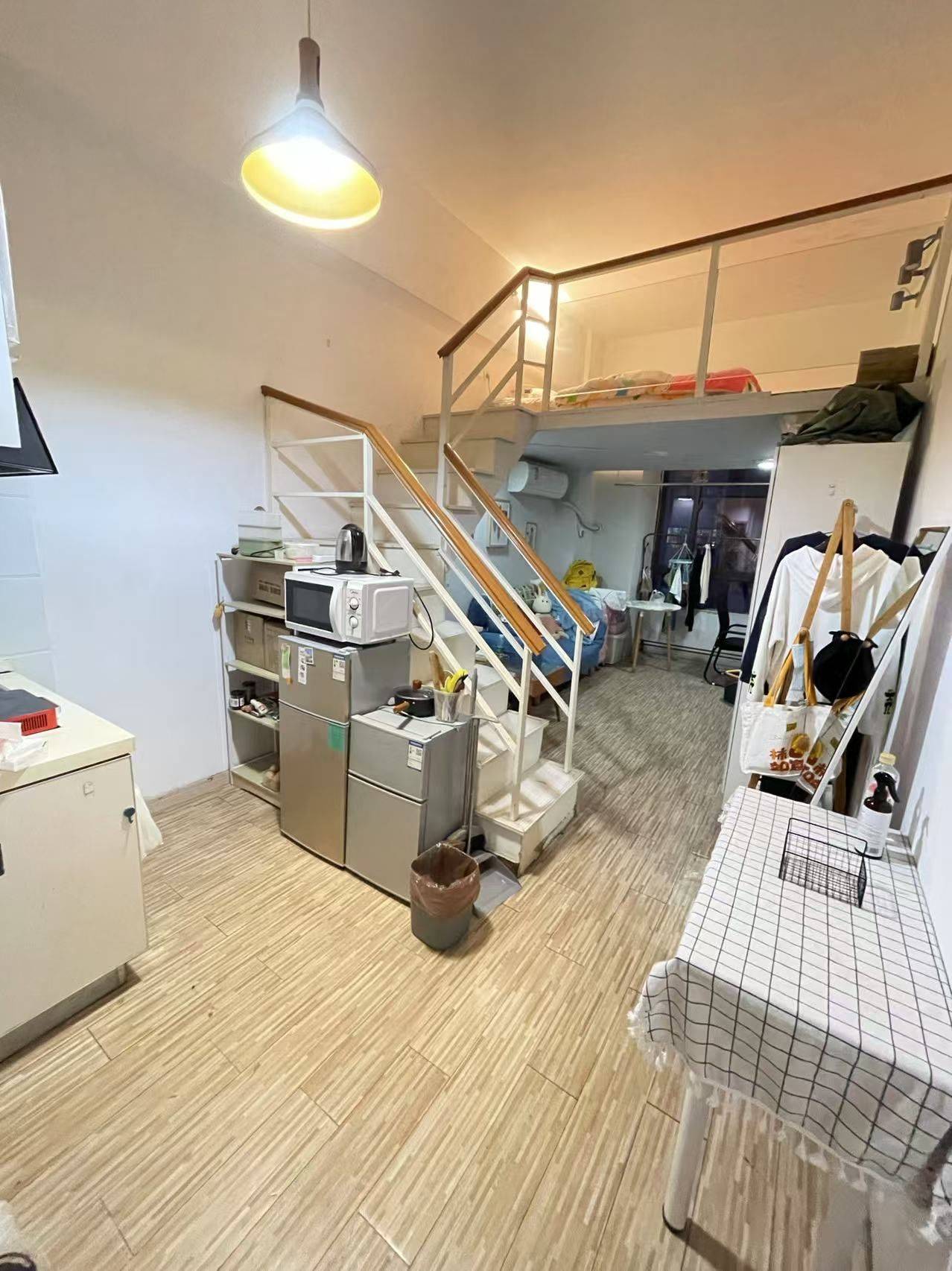 Shanghai-Baoshan-Clean&Comfy,No Gender Limit