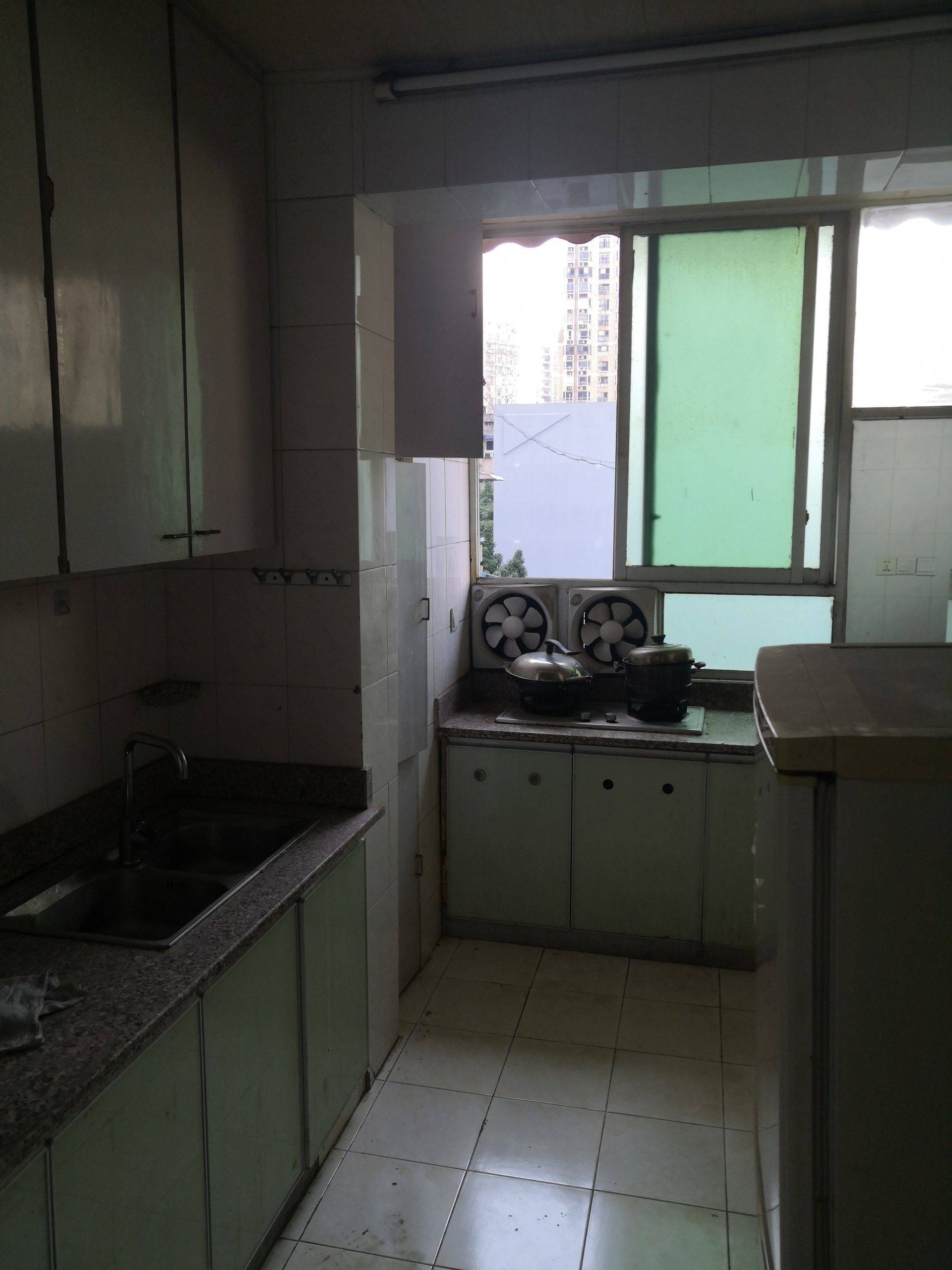 Chongqing-Yuzhong-Long & Short Term,Shared Apartment