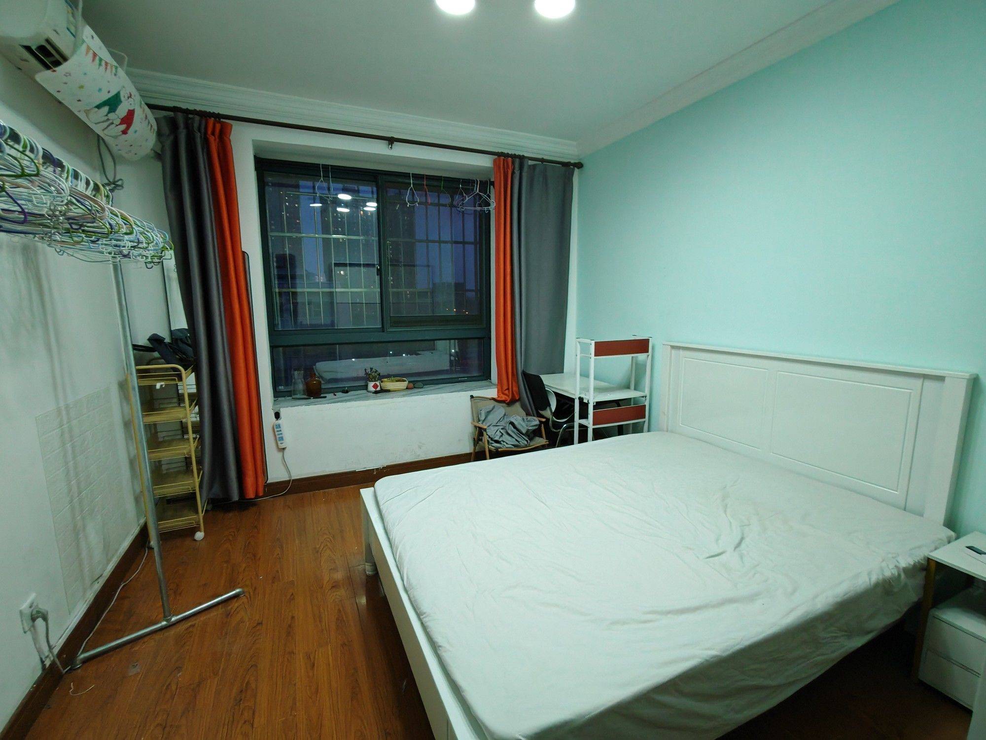 Shanghai-Xuhui-Cozy Home,No Gender Limit