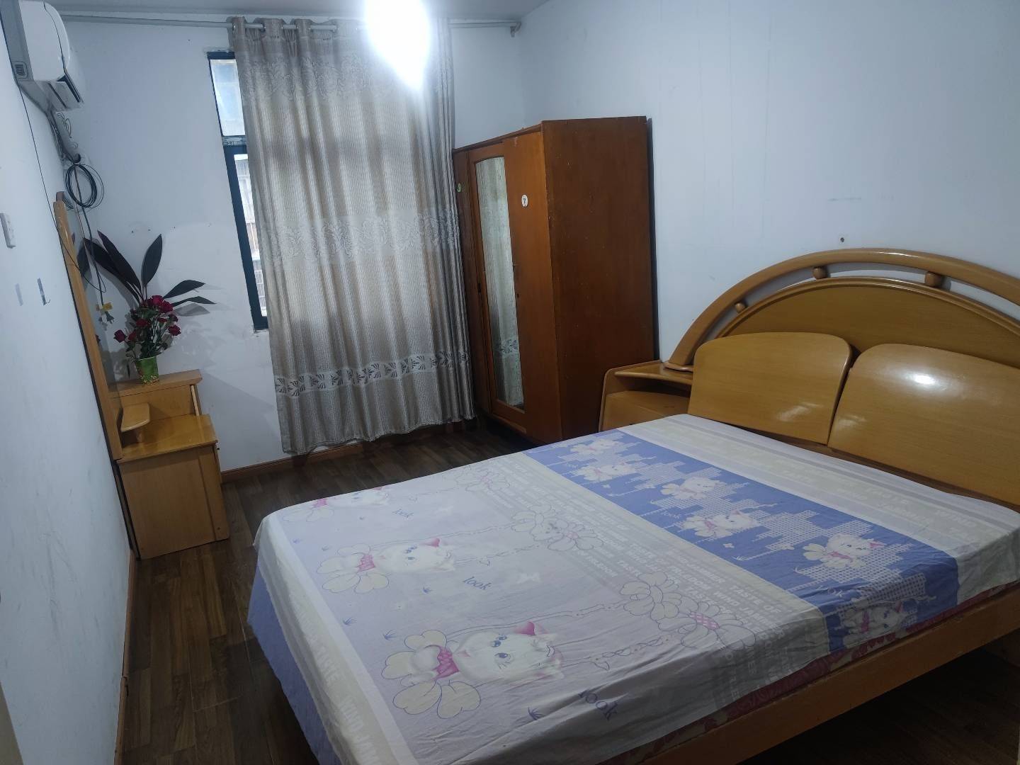 Hefei-Yaohai-20RMB/Night,Cozy Home,Clean&Comfy,No Gender Limit,Hustle & Bustle