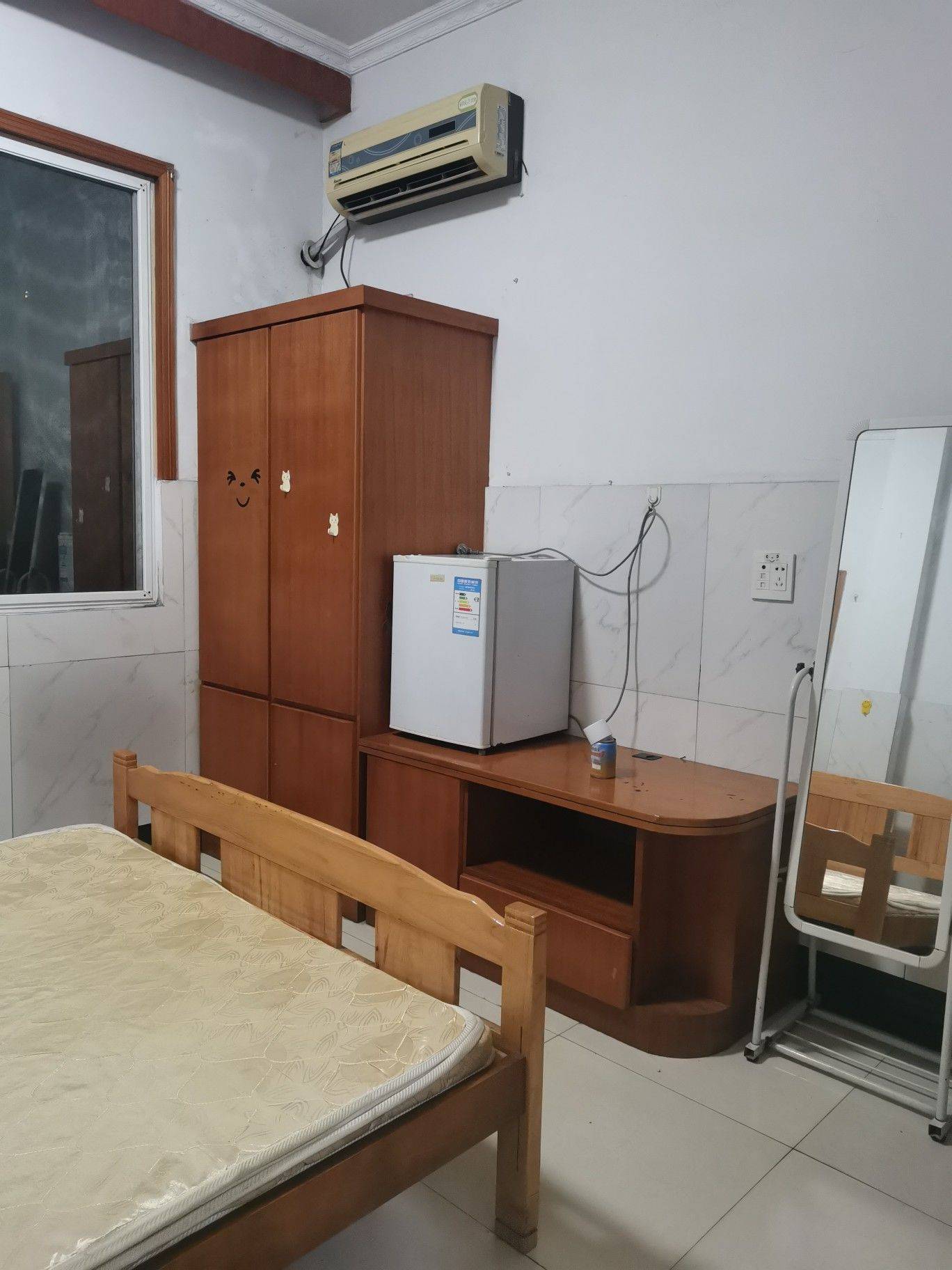 Hangzhou-Linping-Cozy Home,Clean&Comfy,No Gender Limit,Hustle & Bustle,“Friends”,Chilled,LGBTQ Friendly,Pet Friendly