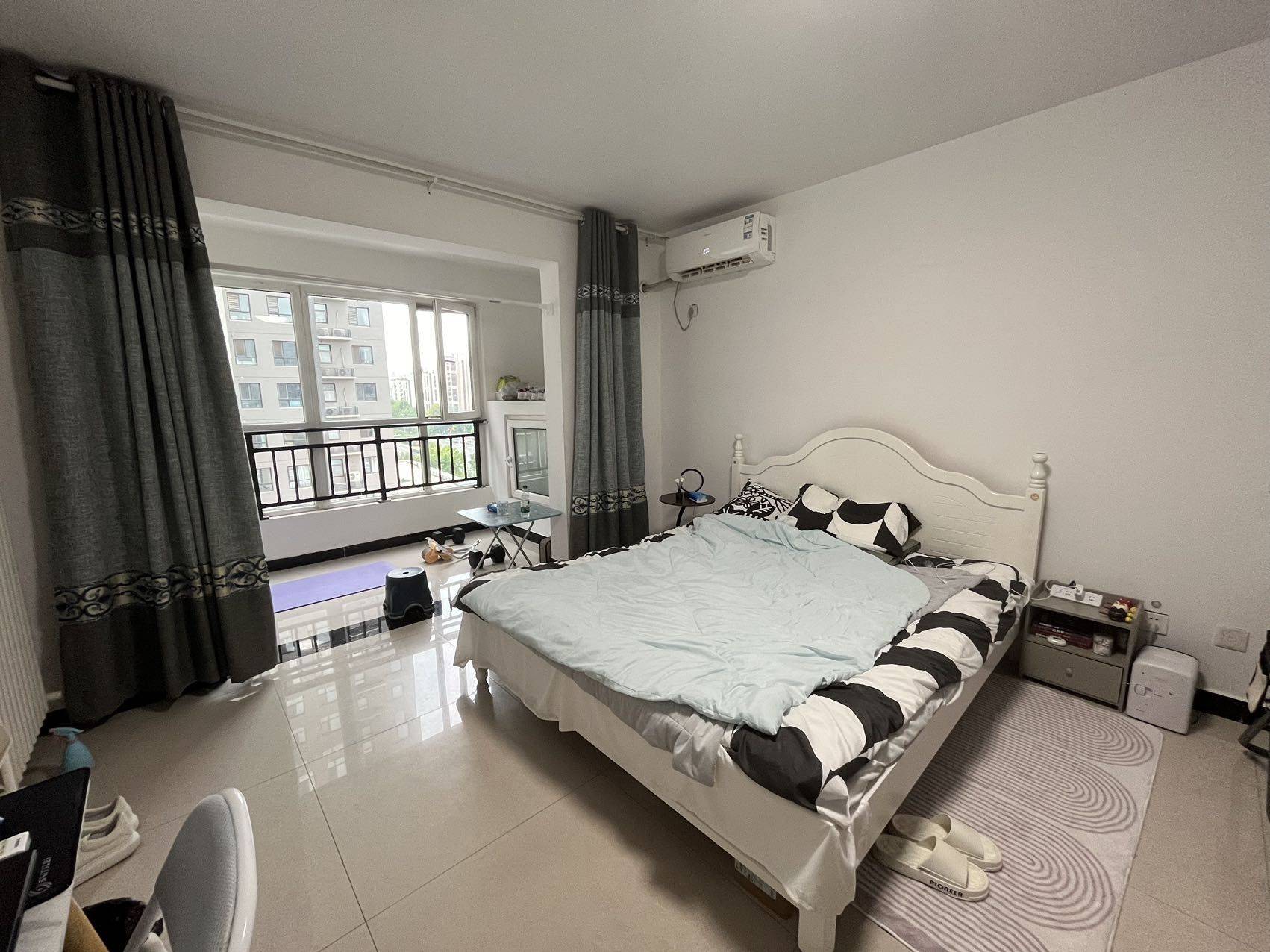 Zhengzhou-Erqi-Cozy Home,Clean&Comfy,No Gender Limit,Hustle & Bustle,“Friends”,Chilled,LGBTQ Friendly,Pet Friendly