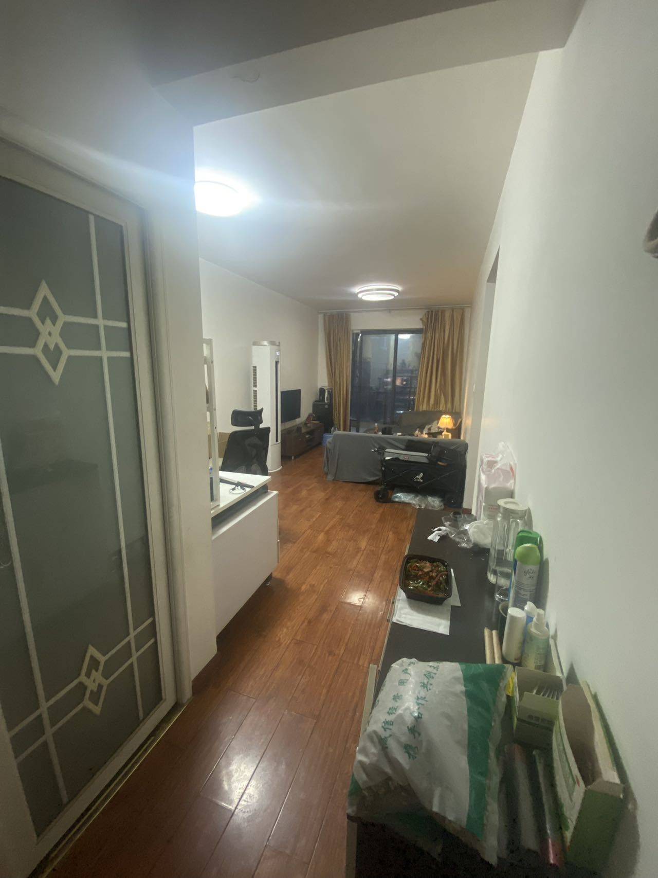 Chengdu-Chenghua-Pet Friendly