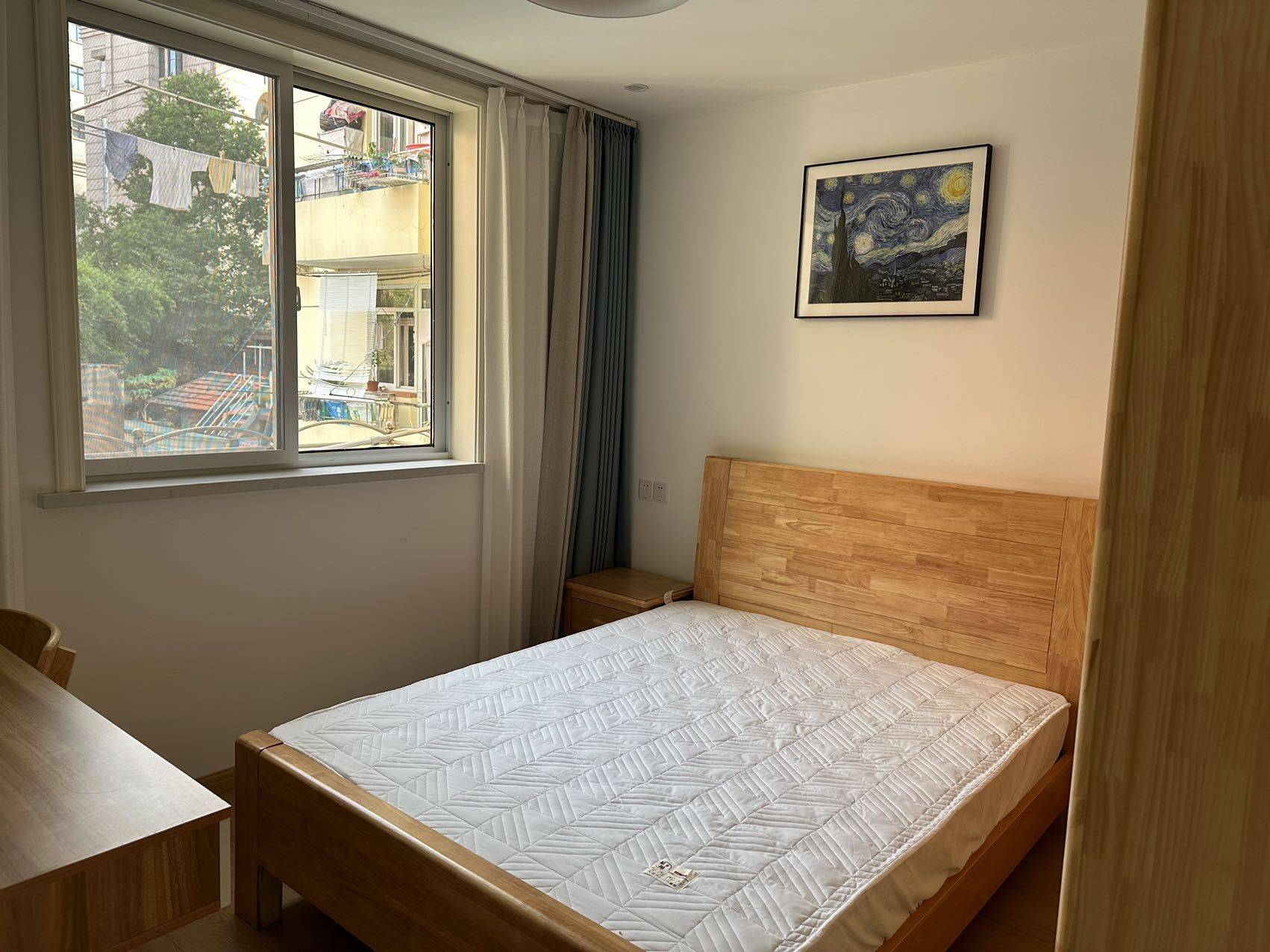 Shanghai-Xuhui-Cozy Home,Clean&Comfy,No Gender Limit,Hustle & Bustle,“Friends”,Chilled