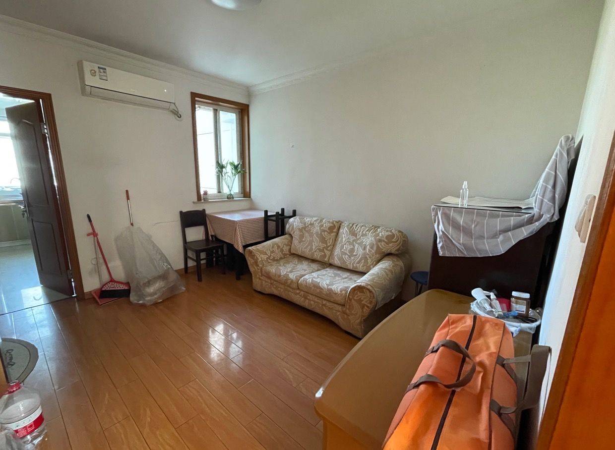 Shanghai-Jing‘An-Cozy Home,Clean&Comfy,No Gender Limit,Hustle & Bustle,LGBTQ Friendly