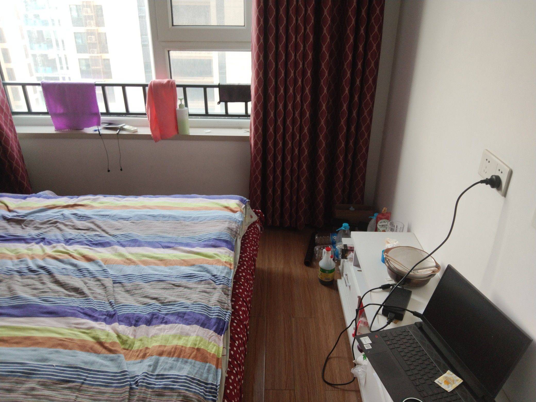 Jinan-Lixia-Cozy Home,Clean&Comfy,No Gender Limit,Hustle & Bustle