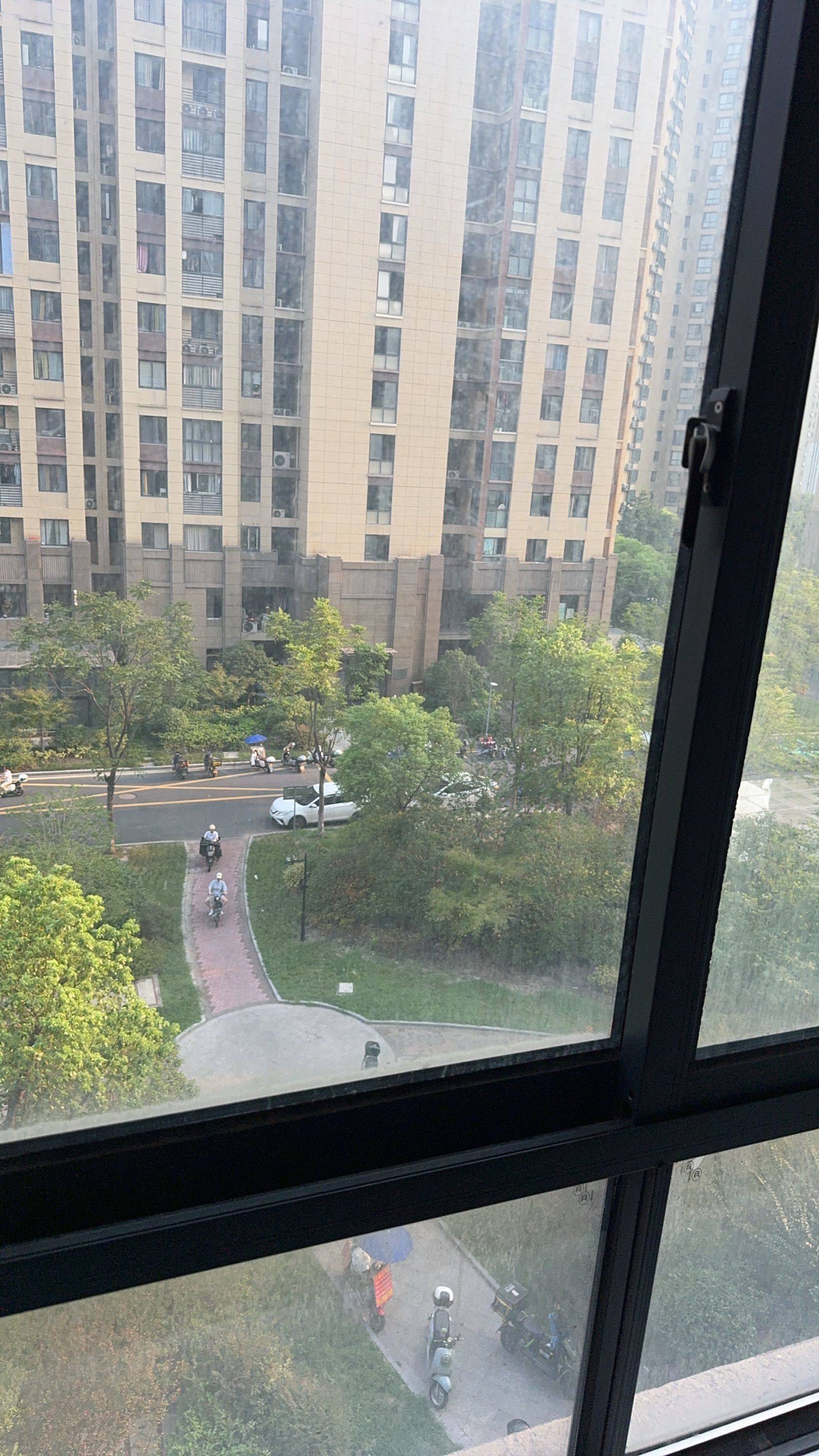 Hangzhou-Binjiang-Cozy Home,Clean&Comfy,No Gender Limit,Hustle & Bustle,“Friends”,Chilled,LGBTQ Friendly,Pet Friendly
