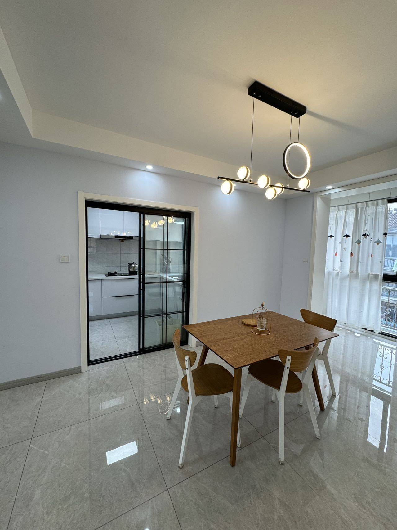 Shanghai-Baoshan-Cozy Home,Clean&Comfy,No Gender Limit,Hustle & Bustle,“Friends”,Chilled,LGBTQ Friendly,Pet Friendly