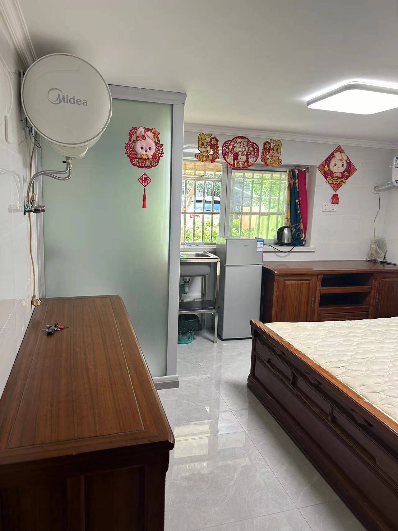 Shanghai-Pudong-Clean&Comfy