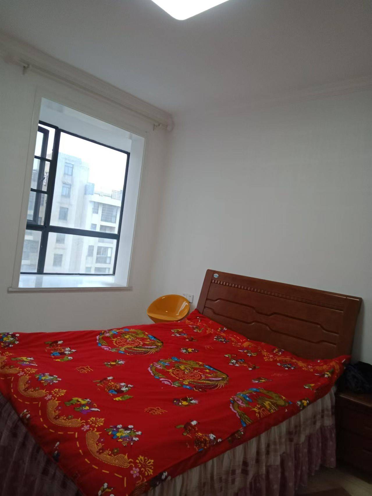 Wuhan-Hongshan-Cozy Home,Clean&Comfy,No Gender Limit,Hustle & Bustle