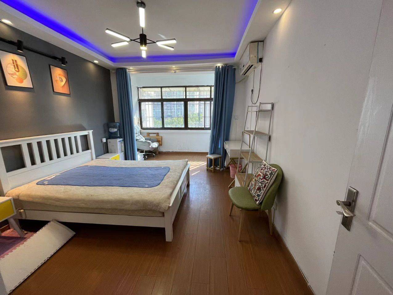 Shanghai-Minhang-Cozy Home,Clean&Comfy,No Gender Limit,Hustle & Bustle,“Friends”,Chilled,LGBTQ Friendly,Pet Friendly