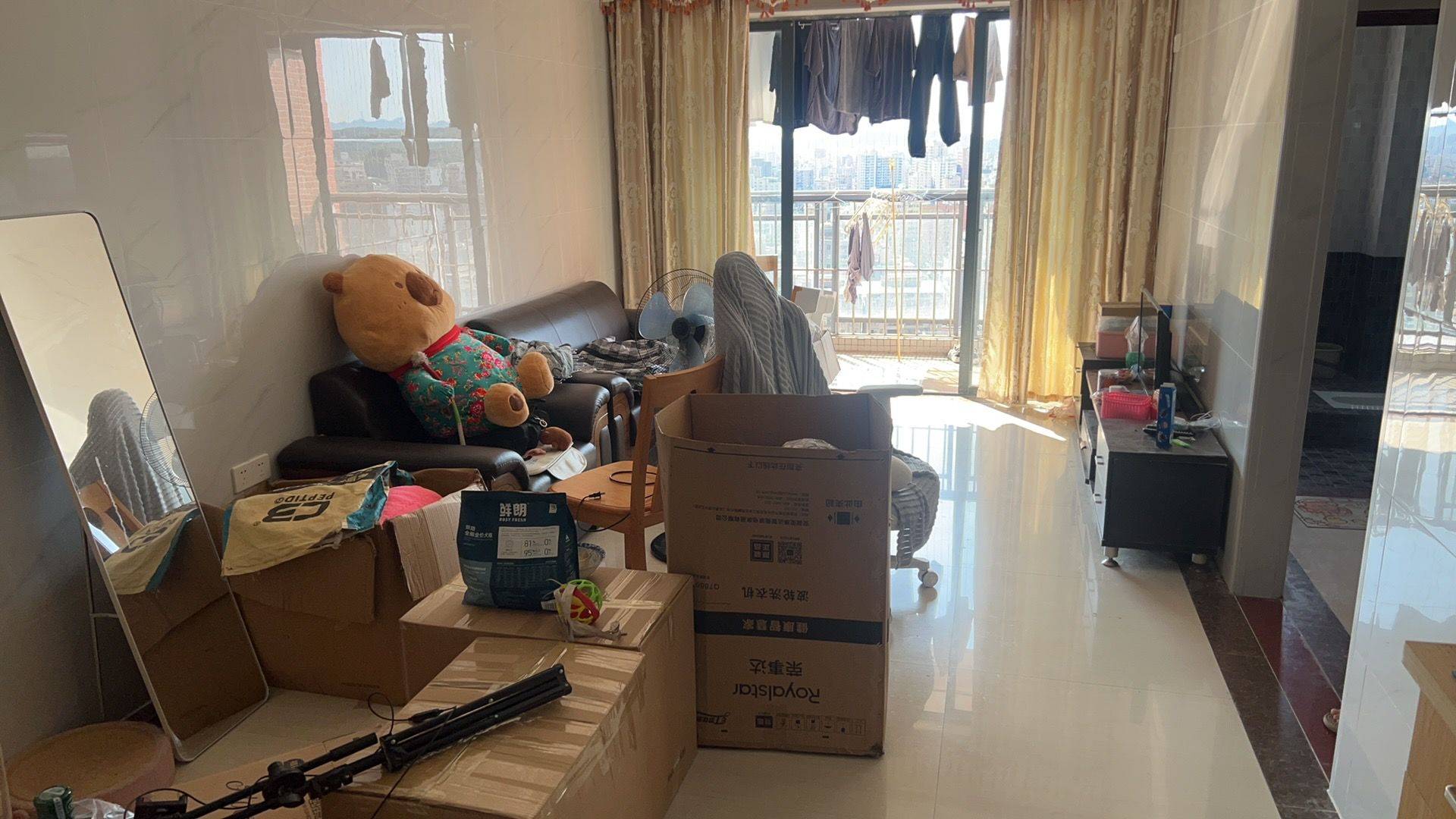 Dongguan-Changan-Clean&Comfy,No Gender Limit,Hustle & Bustle