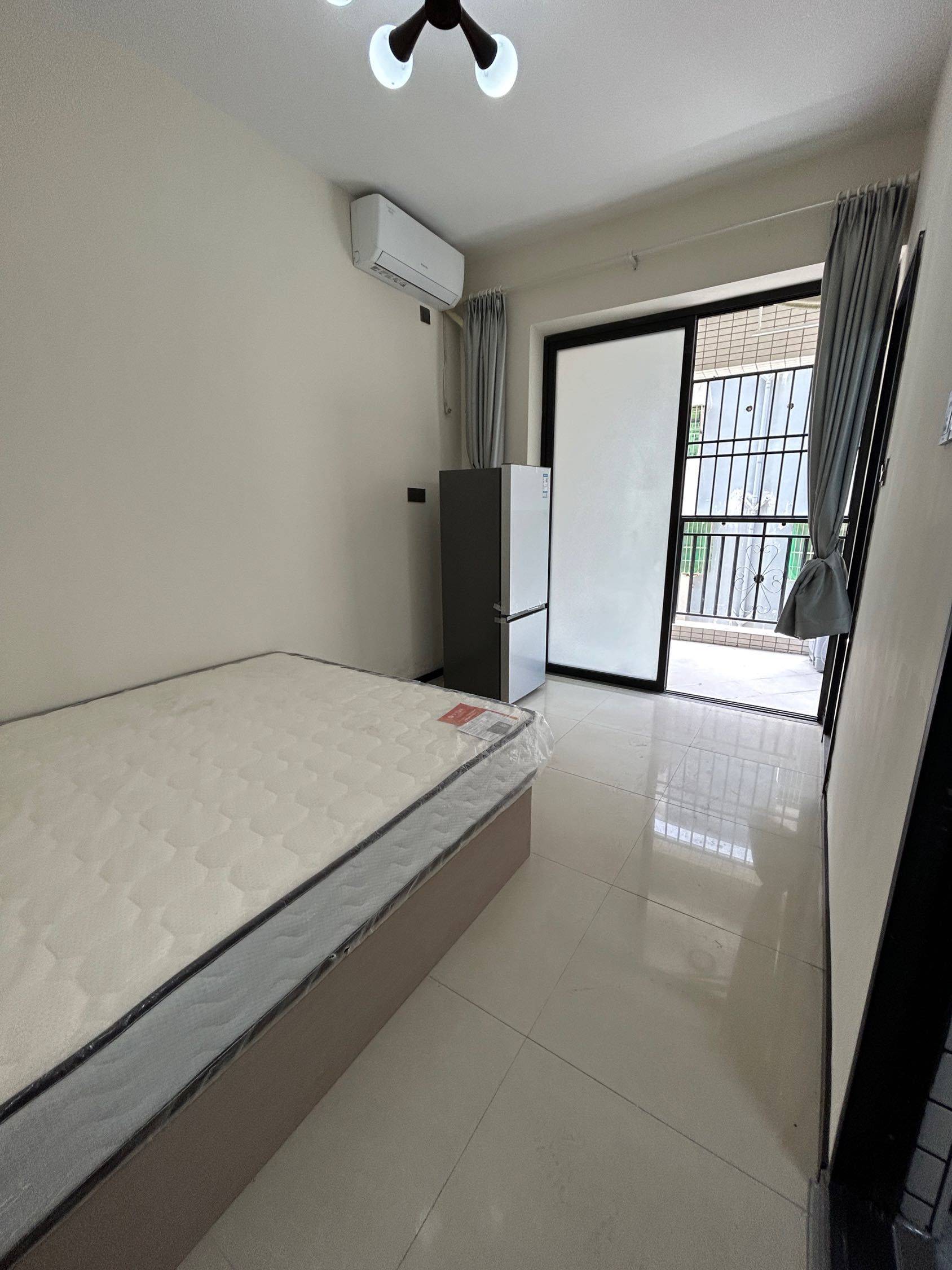 Shenzhen-BaoAn-Long Term,Single Apartment,Pet Friendly