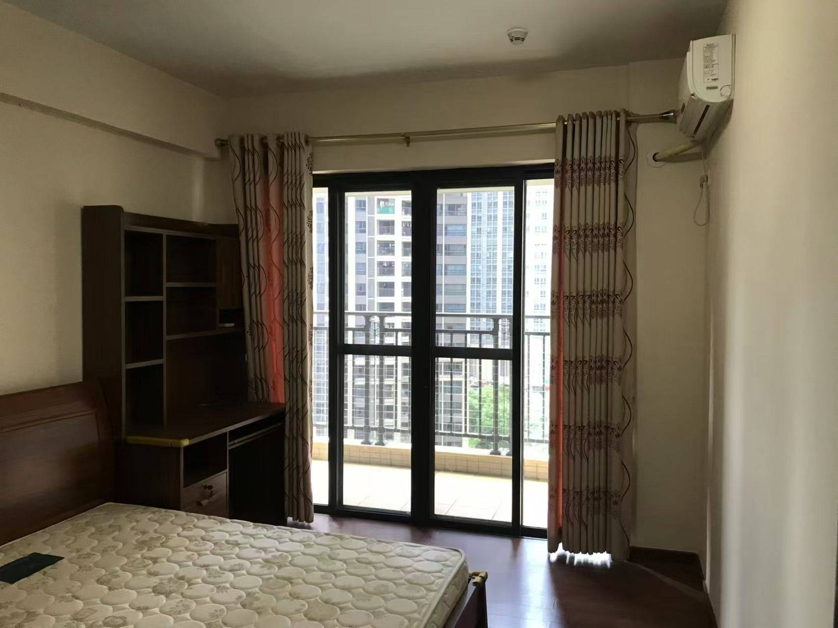 Guangzhou-Haizhu-Cozy Home,Clean&Comfy,No Gender Limit,Hustle & Bustle,“Friends”,Chilled