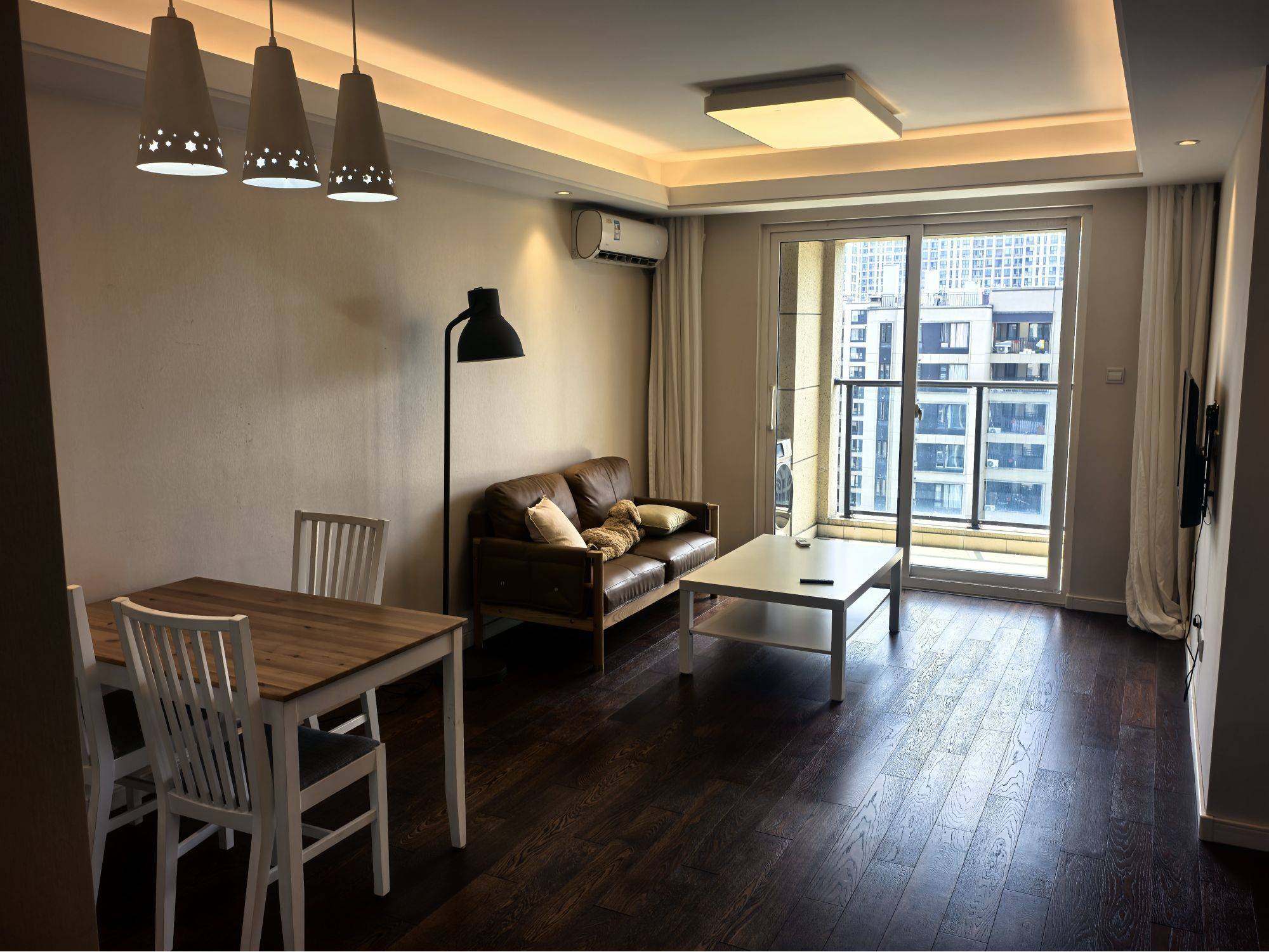 Cozy Home-Clean&Comfy-No Gender Limit-Pet Friendly