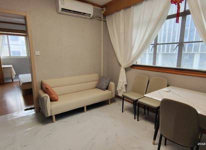 Cozy Home | Clean&Comfy | No Gender Limit | Hustle & Bustle
