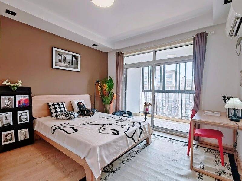 Chengdu-Chenghua-Cozy Home,Clean&Comfy,No Gender Limit,Hustle & Bustle,“Friends”,Chilled,LGBTQ Friendly,Pet Friendly