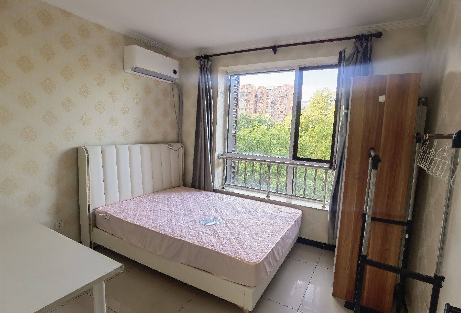 Beijing-Chaoyang-Cozy Home,Clean&Comfy,No Gender Limit,Hustle & Bustle,“Friends”,Chilled