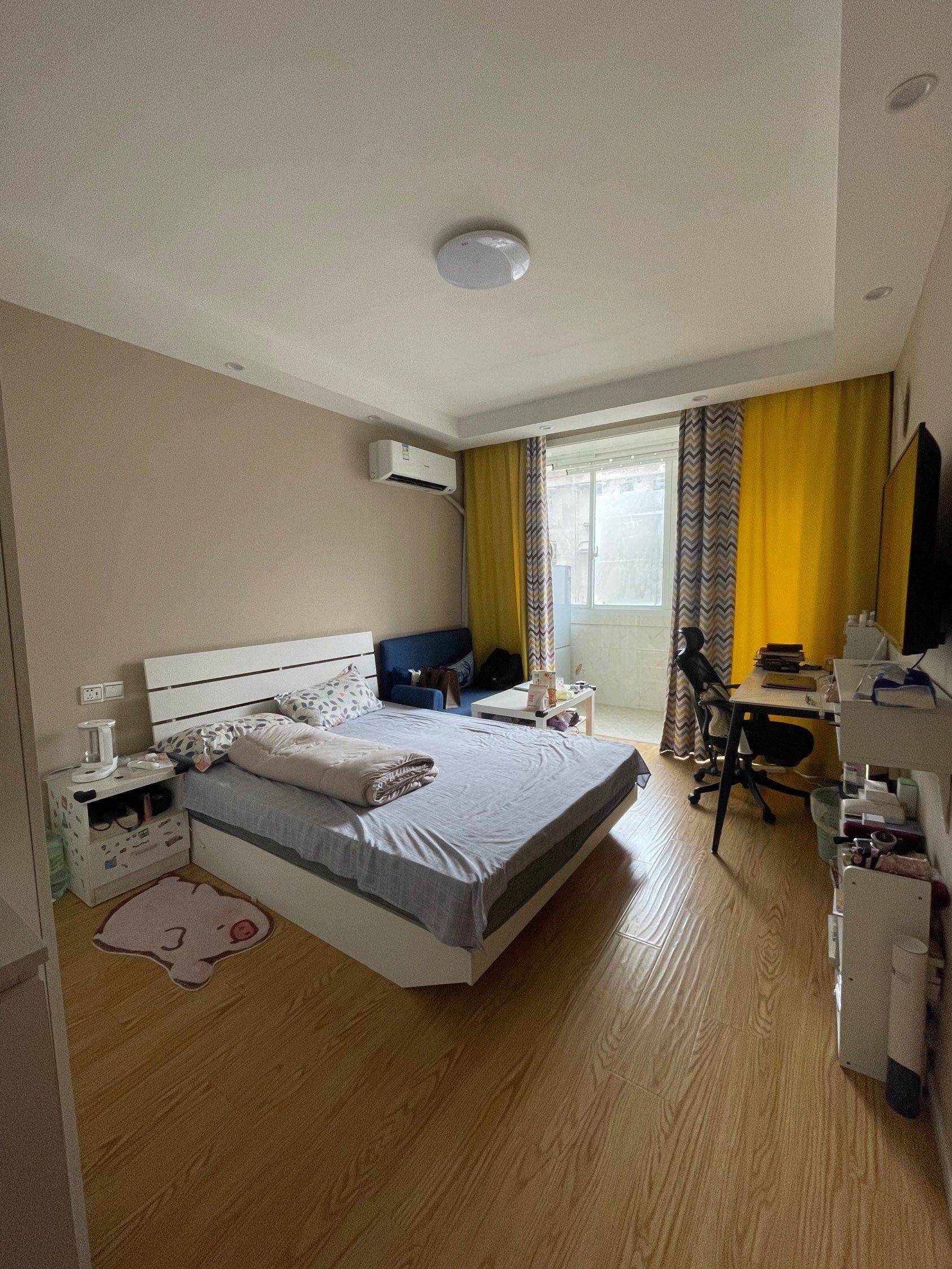 Shanghai-Xuhui-Cozy Home,Clean&Comfy,No Gender Limit,Hustle & Bustle,“Friends”,Chilled,LGBTQ Friendly,Pet Friendly