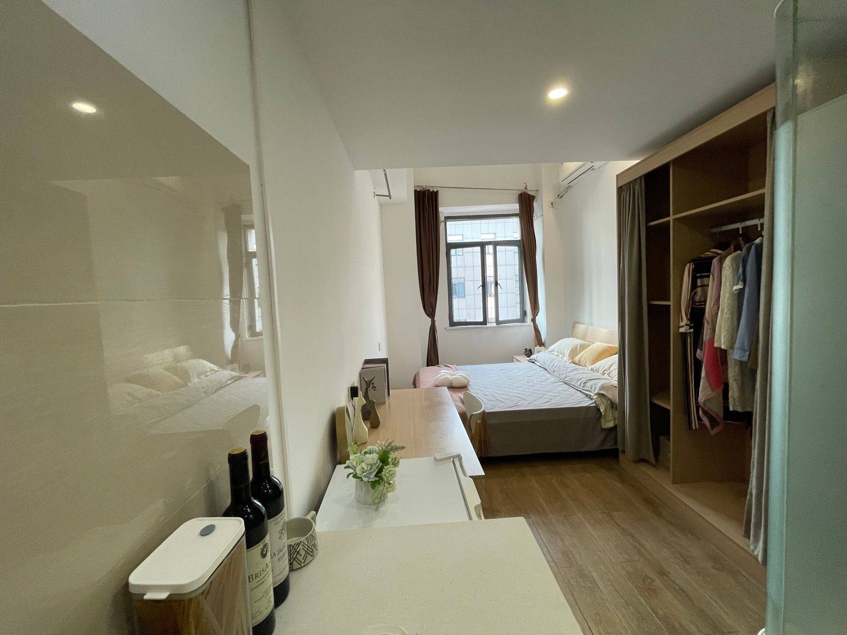 Nanjing-Jiangning-Cozy Home,Clean&Comfy,No Gender Limit,Hustle & Bustle,“Friends”,Chilled,LGBTQ Friendly,Pet Friendly