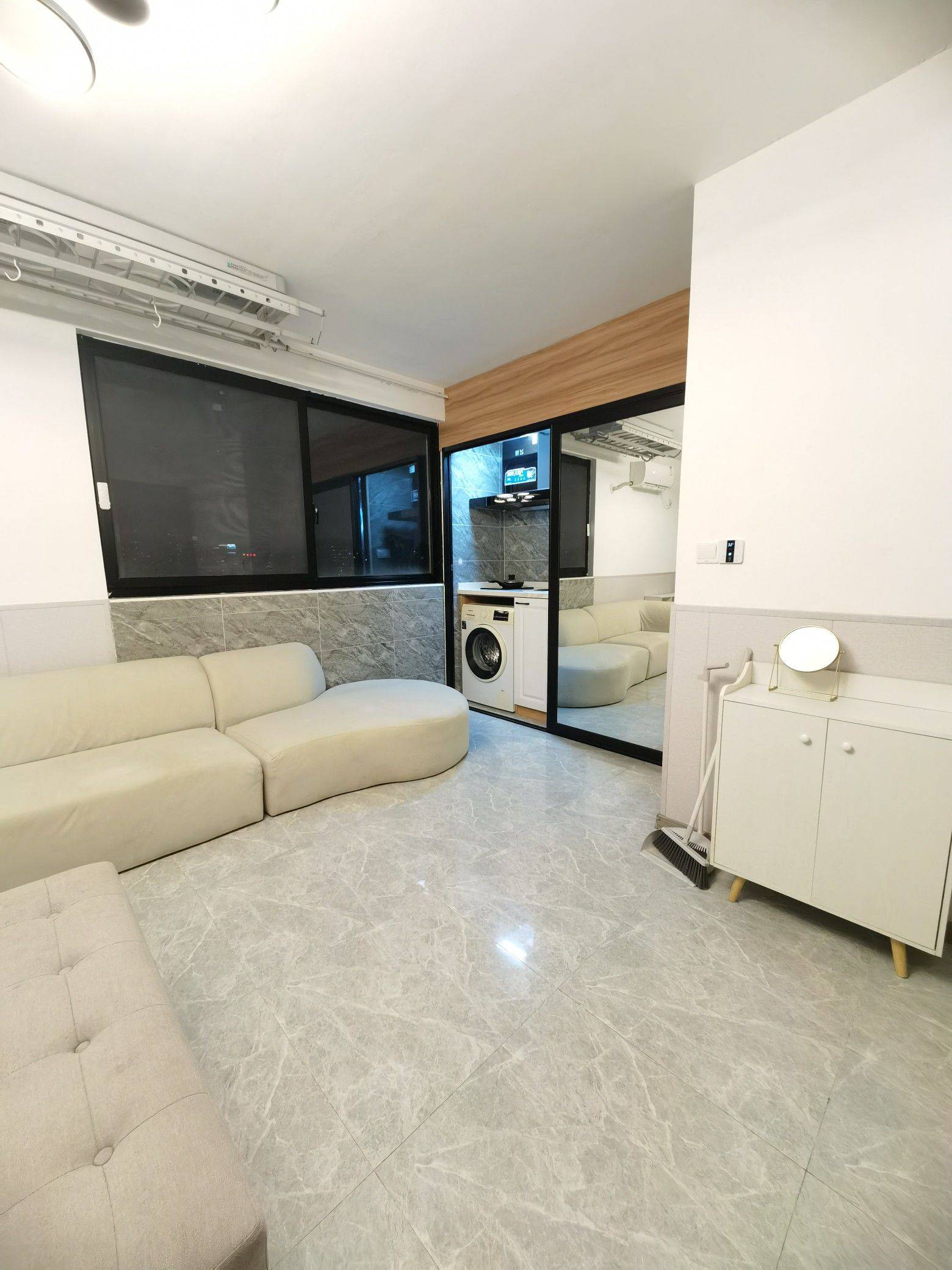 Shanghai-Xuhui-Cozy Home,Clean&Comfy,No Gender Limit,Hustle & Bustle