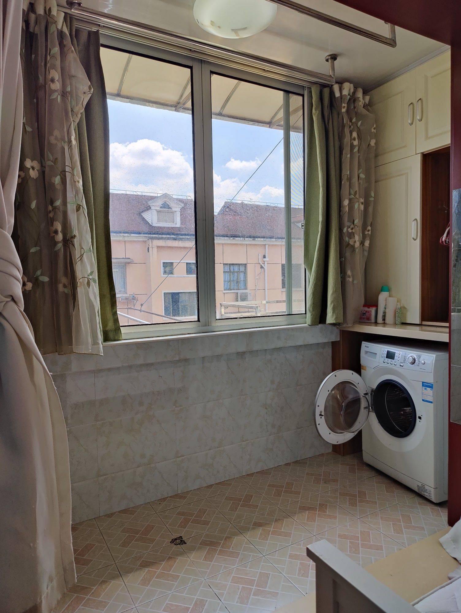 Shanghai-Changning-Cozy Home,Clean&Comfy,No Gender Limit,Hustle & Bustle,LGBTQ Friendly