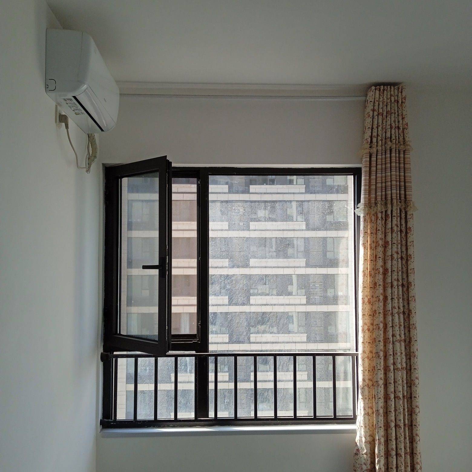 Xi'An-Weiyang-Cozy Home,Clean&Comfy,No Gender Limit,Hustle & Bustle,“Friends”,Chilled,LGBTQ Friendly,Pet Friendly