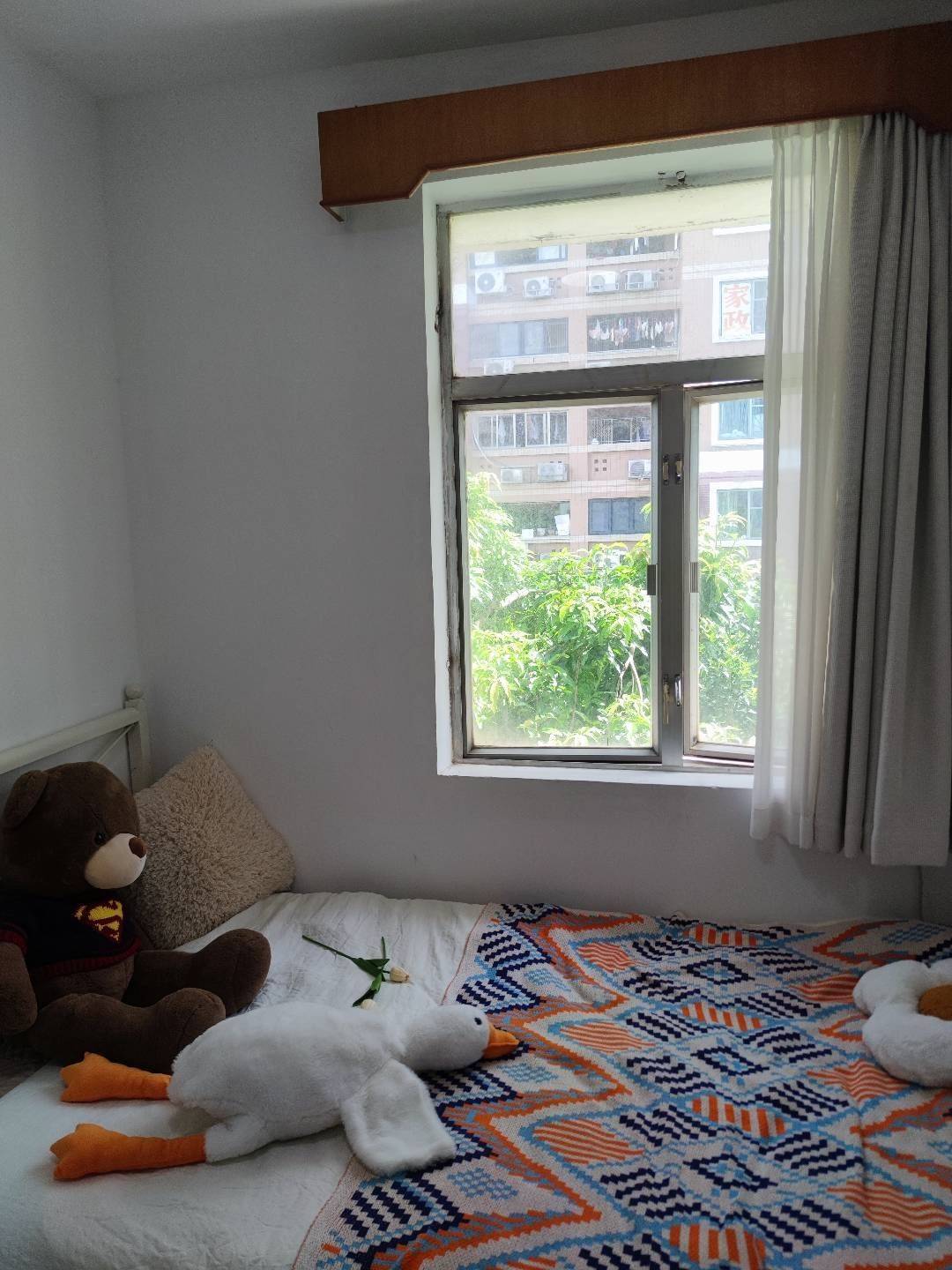 Shenzhen-Futian-Clean&Comfy,No Gender Limit