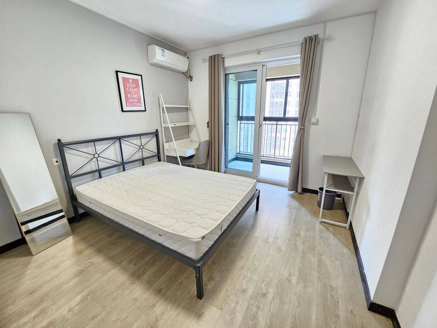 Wuhan-Wuchang-Cozy Home,Clean&Comfy,No Gender Limit,Hustle & Bustle,“Friends”,Chilled