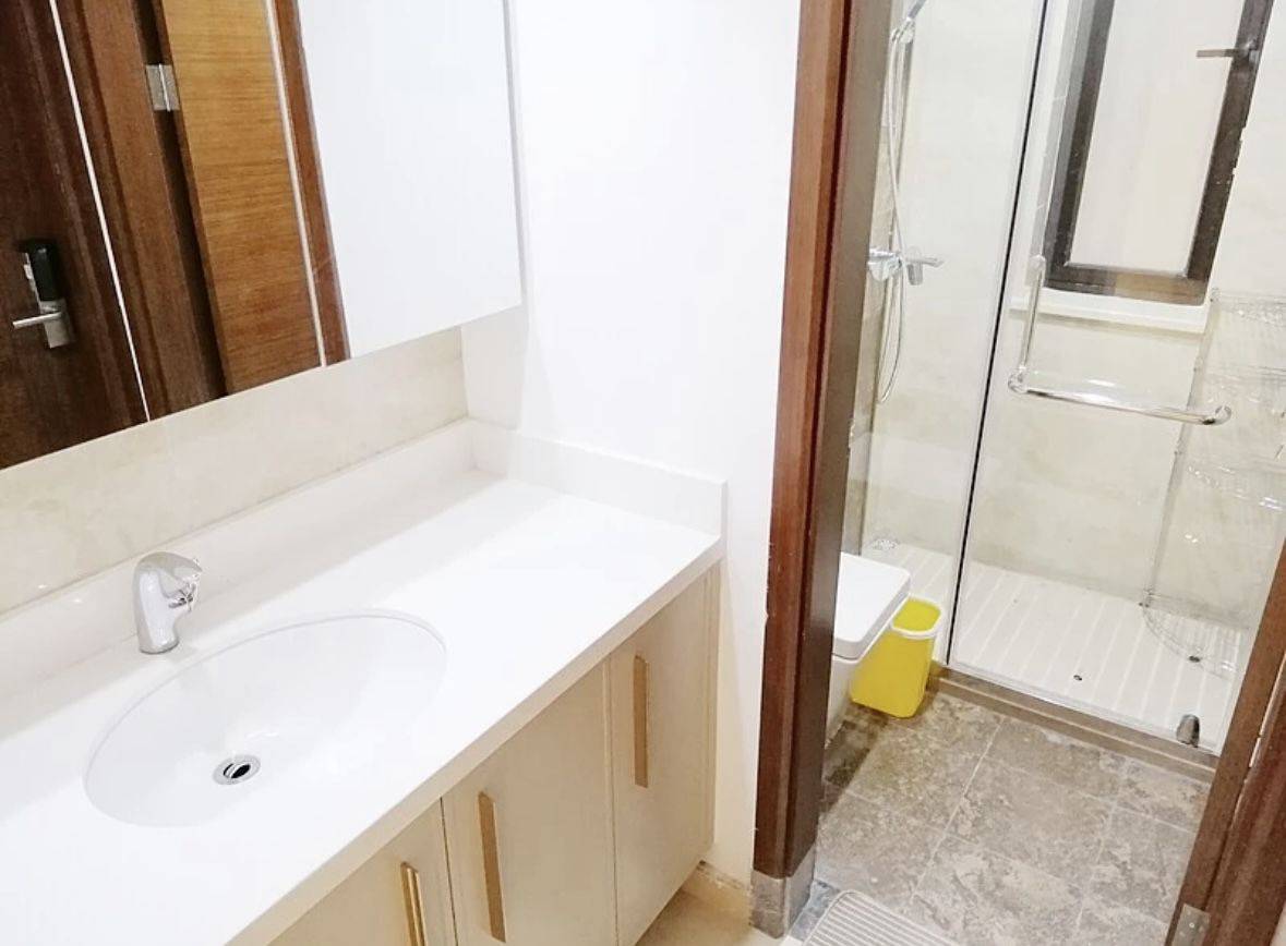 Guangzhou-Liwan-Cozy Home,Clean&Comfy,No Gender Limit,Hustle & Bustle,“Friends”,Chilled,Pet Friendly