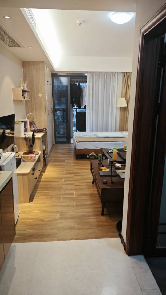 Shenzhen-BaoAn-Cozy Home,Clean&Comfy,No Gender Limit,Hustle & Bustle,“Friends”,Chilled,LGBTQ Friendly,Pet Friendly