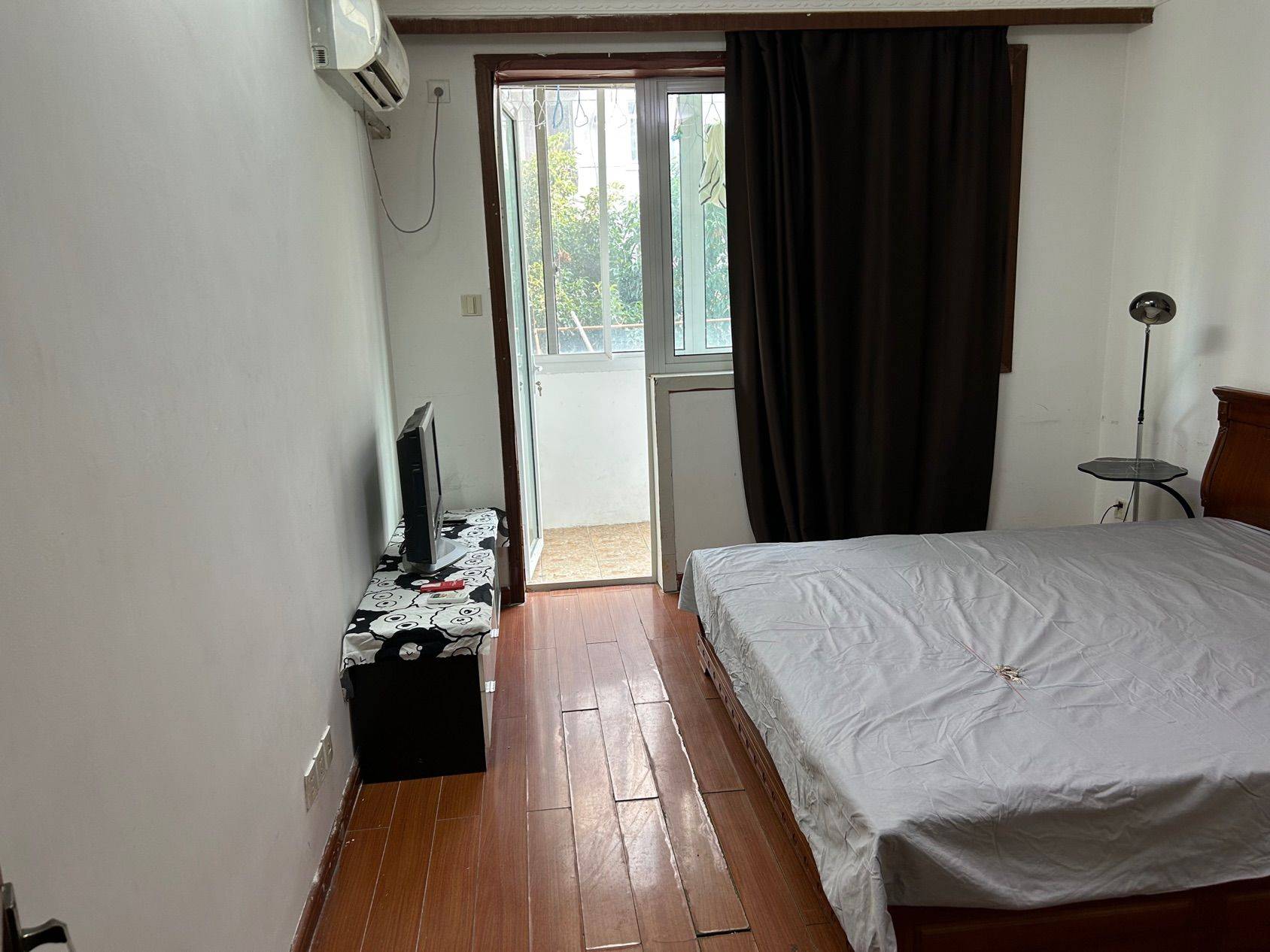 Shanghai-Xuhui-Cozy Home,Clean&Comfy,No Gender Limit,Hustle & Bustle,“Friends”,Chilled,LGBTQ Friendly,Pet Friendly