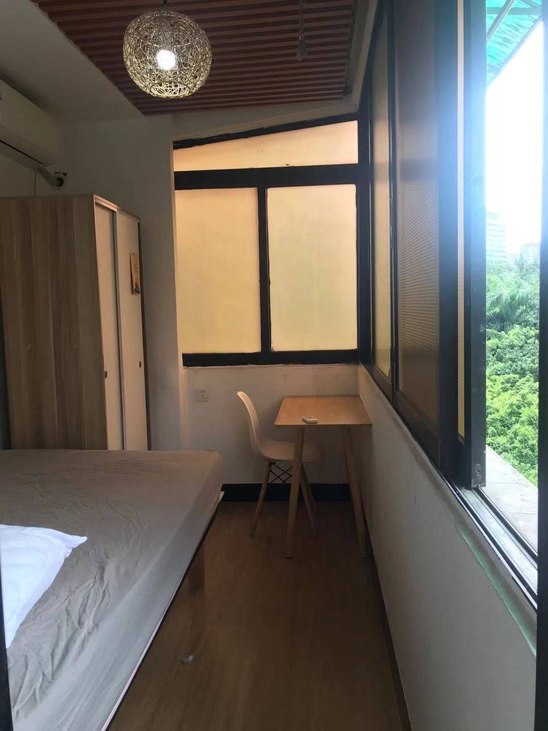 Guangzhou-Haizhu-Cozy Home,Clean&Comfy,No Gender Limit,Hustle & Bustle,“Friends”,Chilled,LGBTQ Friendly,Pet Friendly