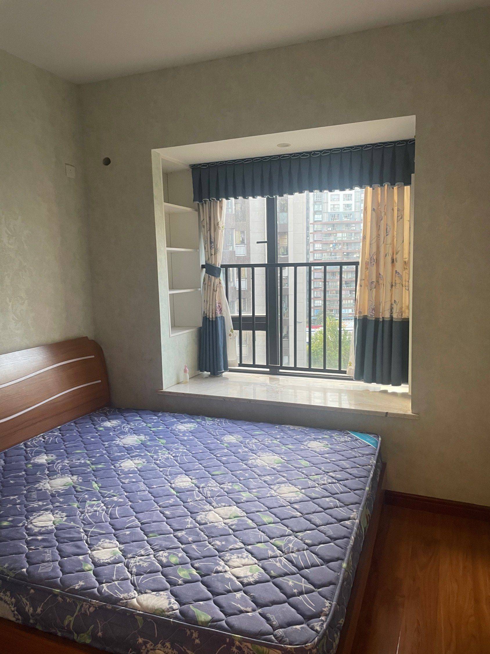 蓝天白云整租房源3